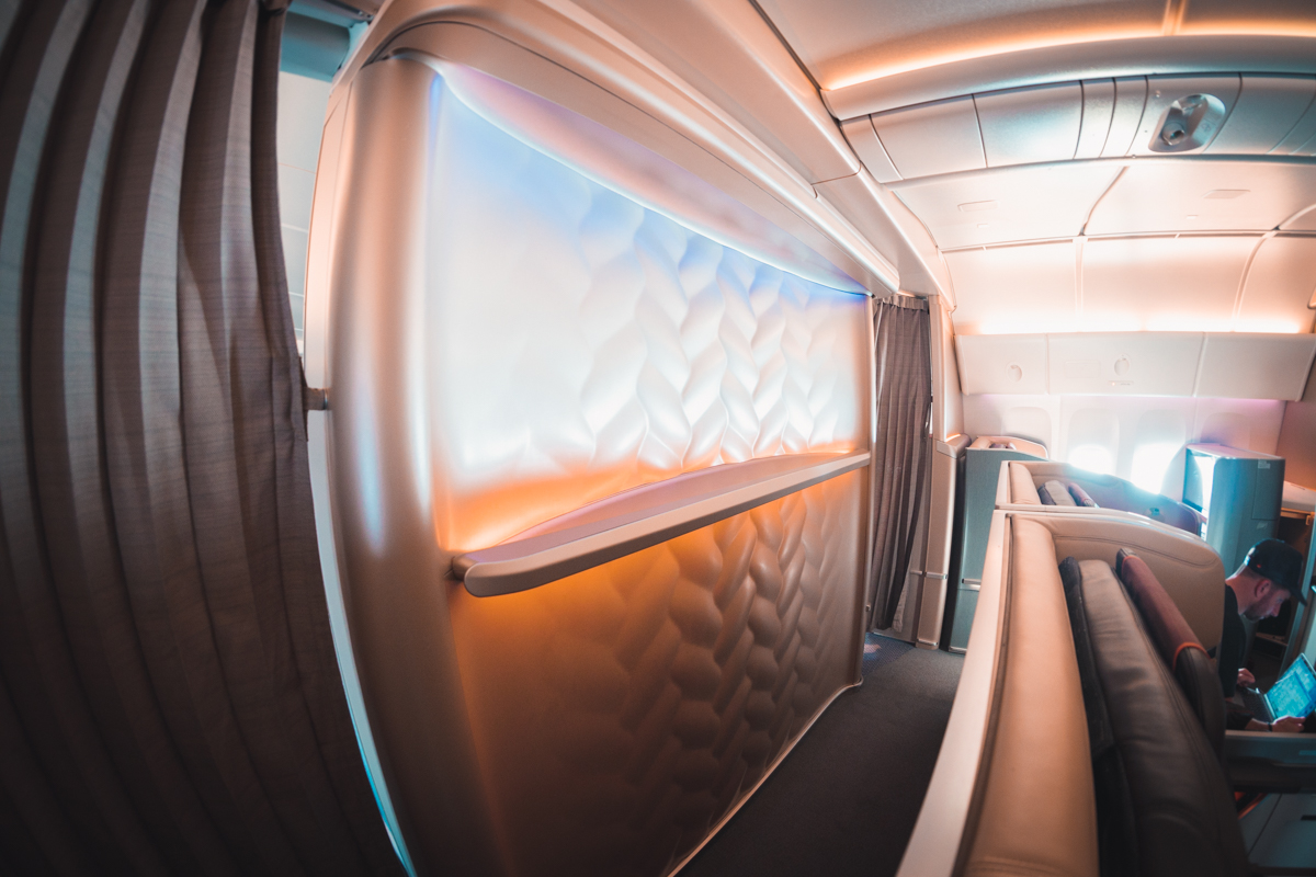 Singapore Airlines Boeing 777 First Class - Rear Bulkhead