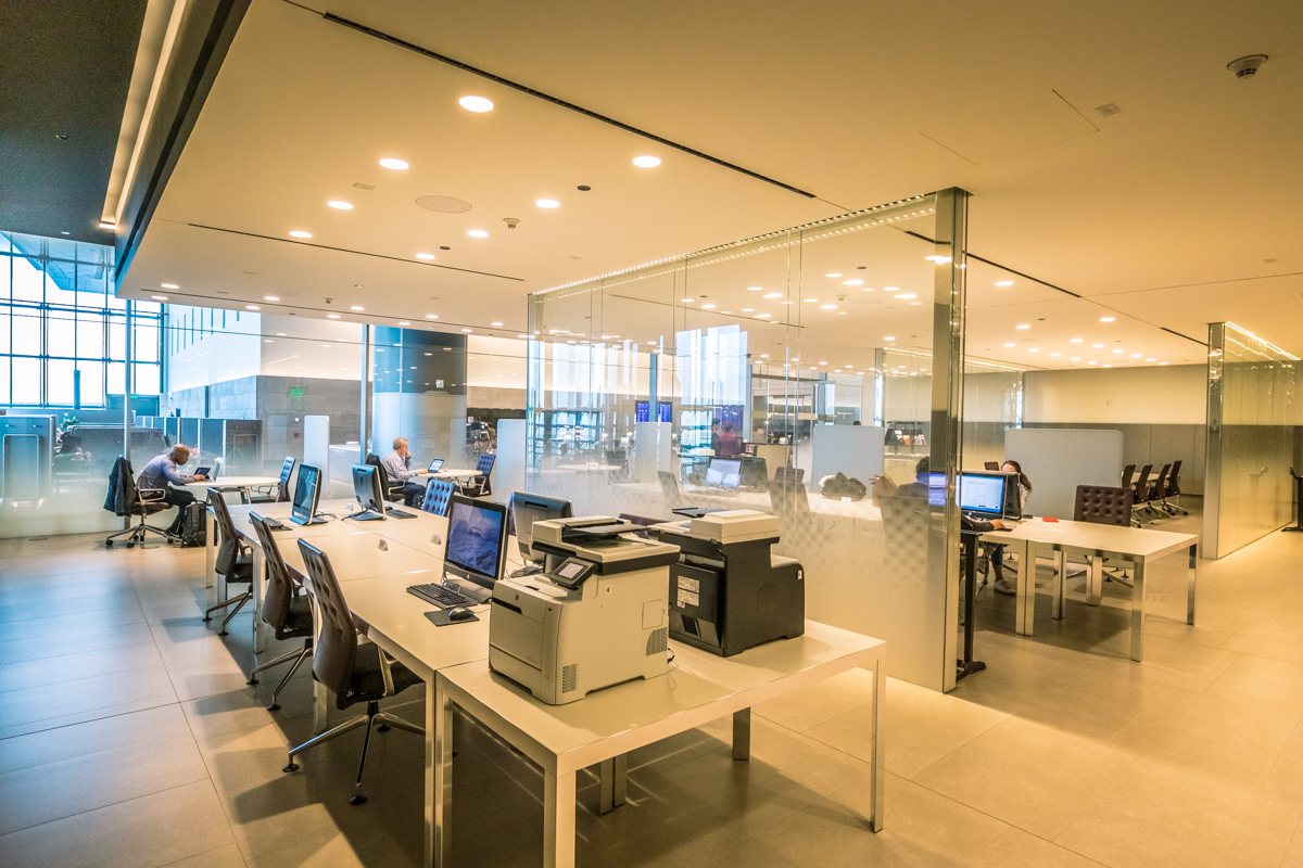 Qatar Airways Al Mourjan Lounge --- Business Center