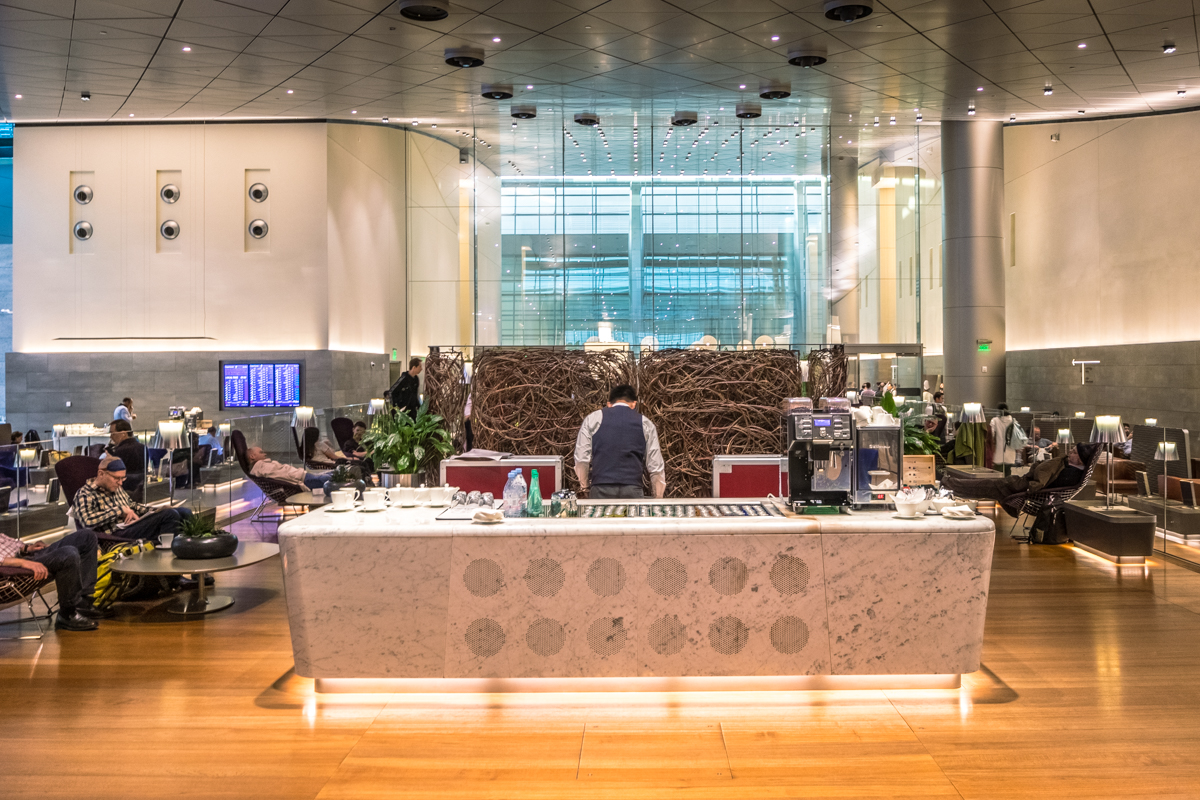 Qatar Airways Al Mourjan Lounge - Refreshment Station