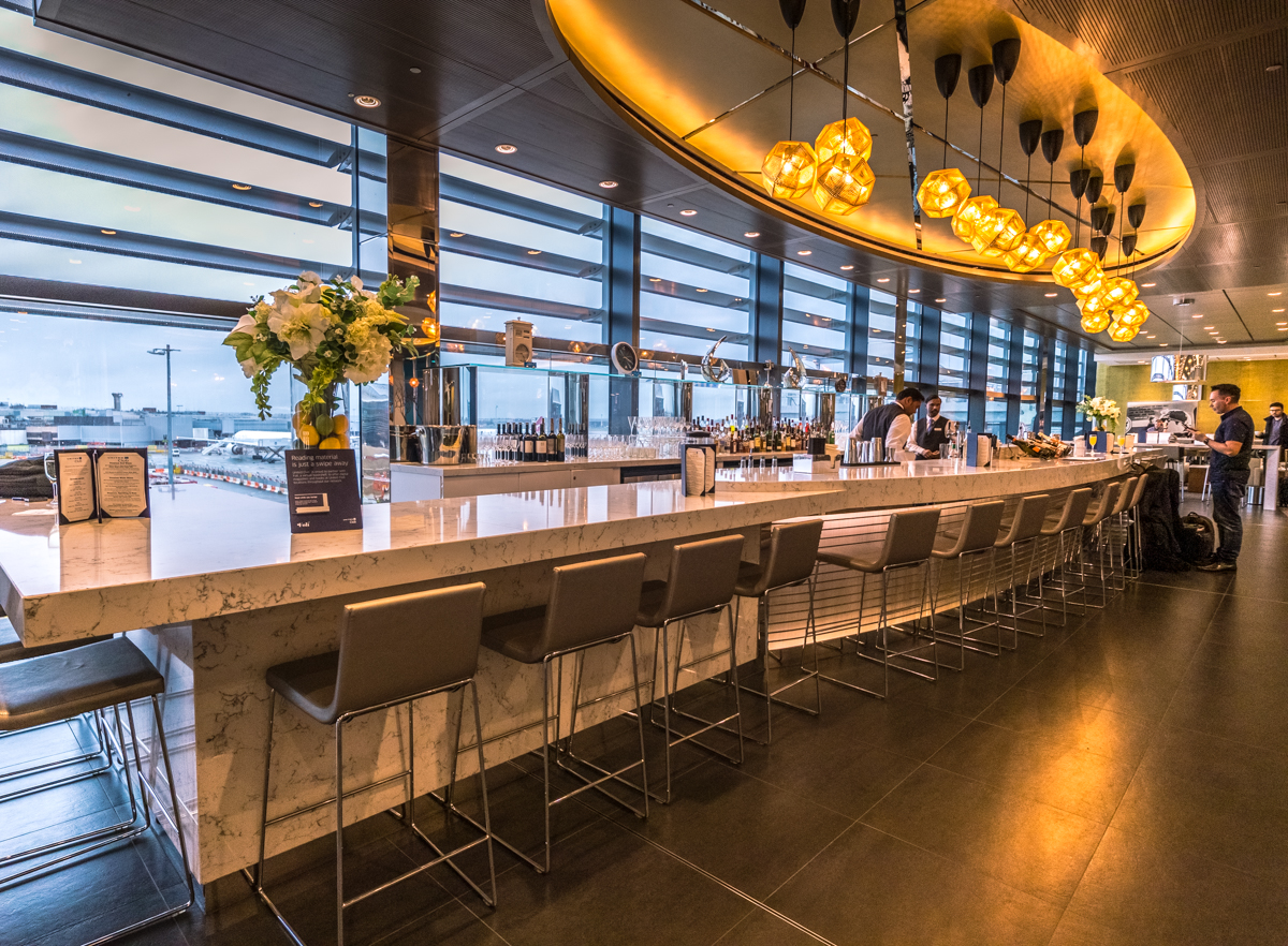 The United Club Lounge Heathrow Bar Seating
