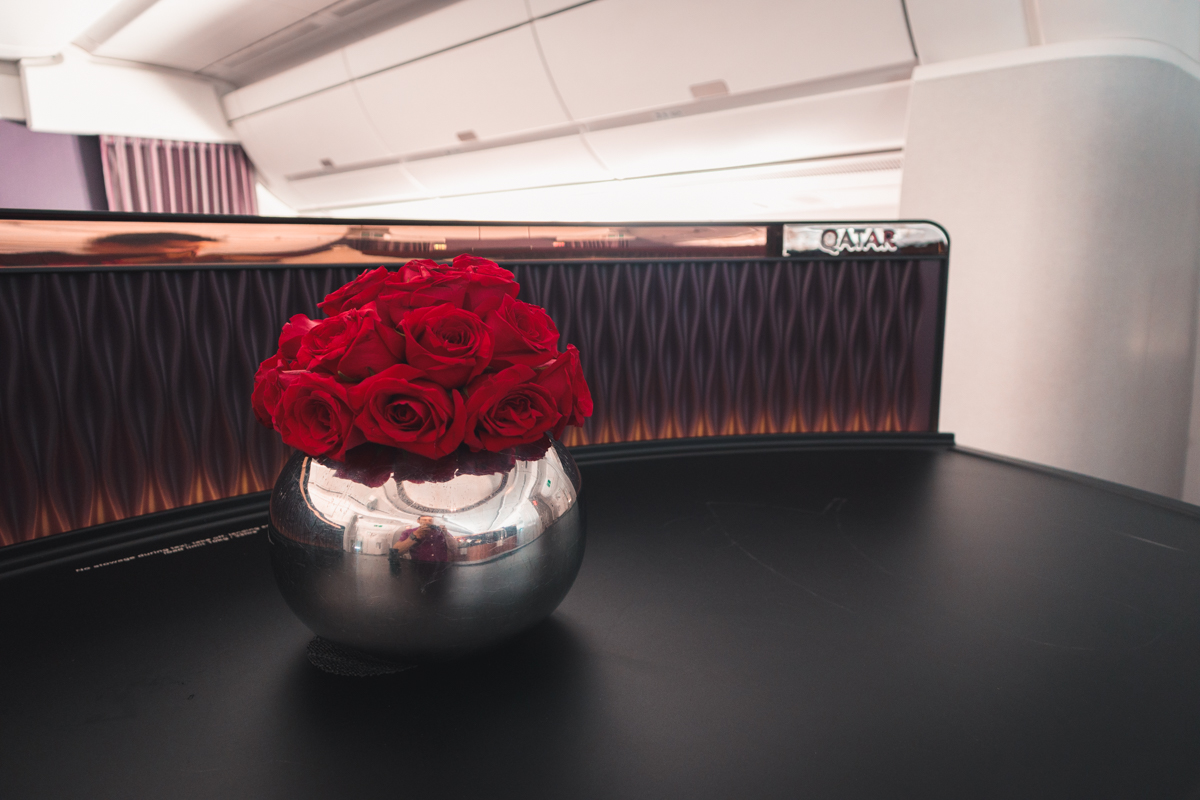 Qatar Airways Airbus A350 Business Class - Bar Flowers
