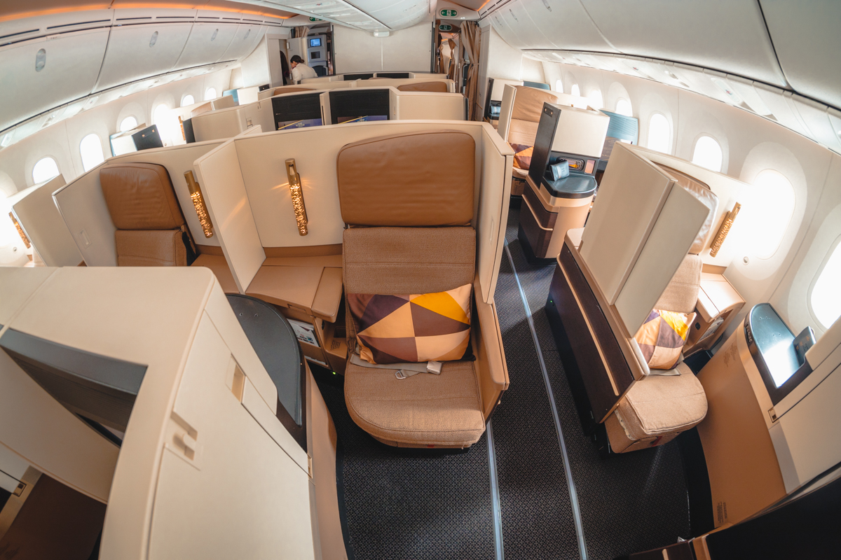 Etihad Airways Boeing 787-9 Business Class Aisle Seats