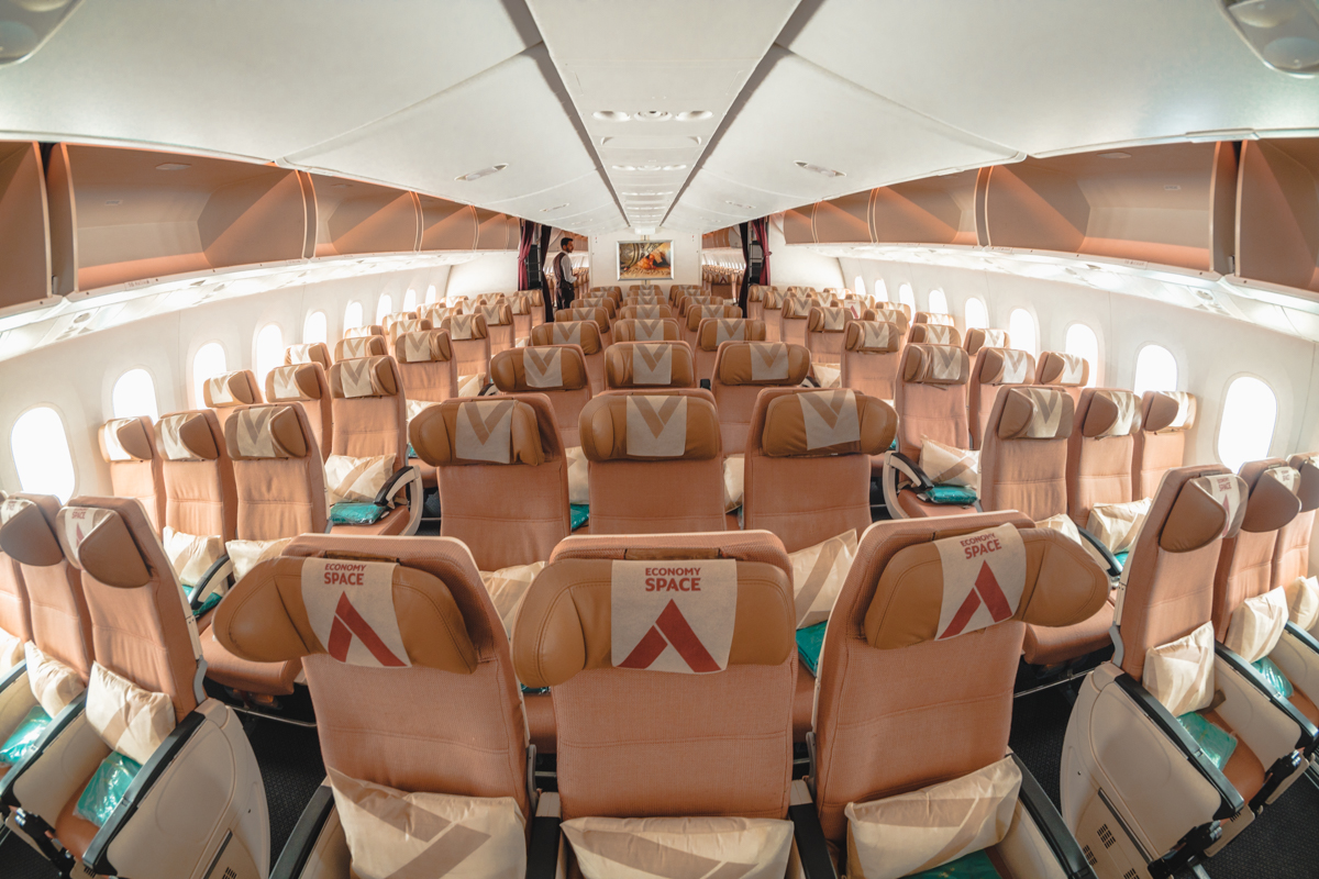 Etihad Airways Boeing 787-9 Economy Class Cabin