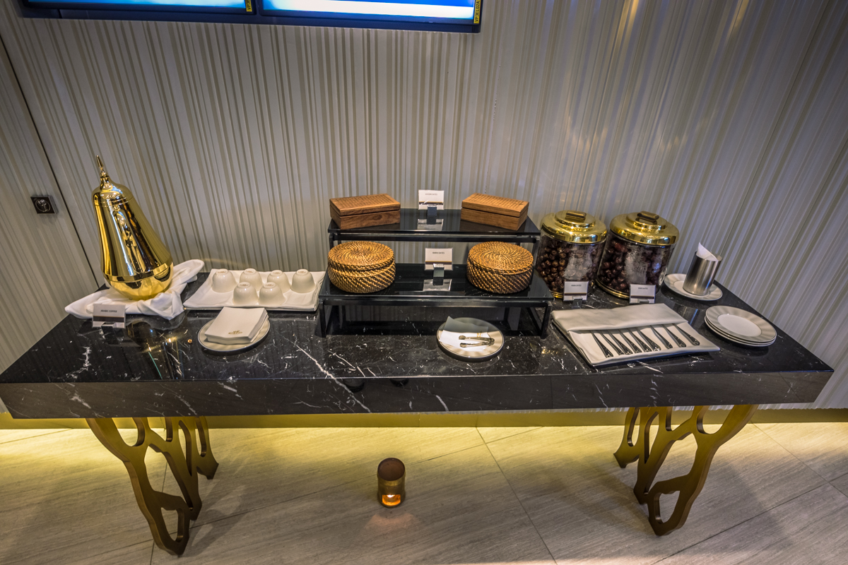 Etihad Airways First Class Lounge Abu Dhabi Entrance Refresments