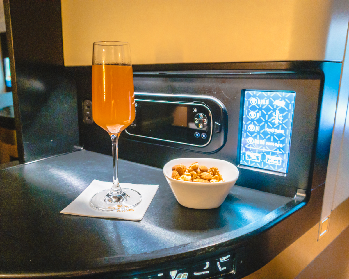 Etihad Airways Airbus A380 Business Class Post-Departure Bellini