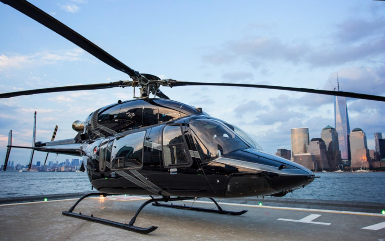 Bell 427 in Manhattan Bell 427 in Manhattan