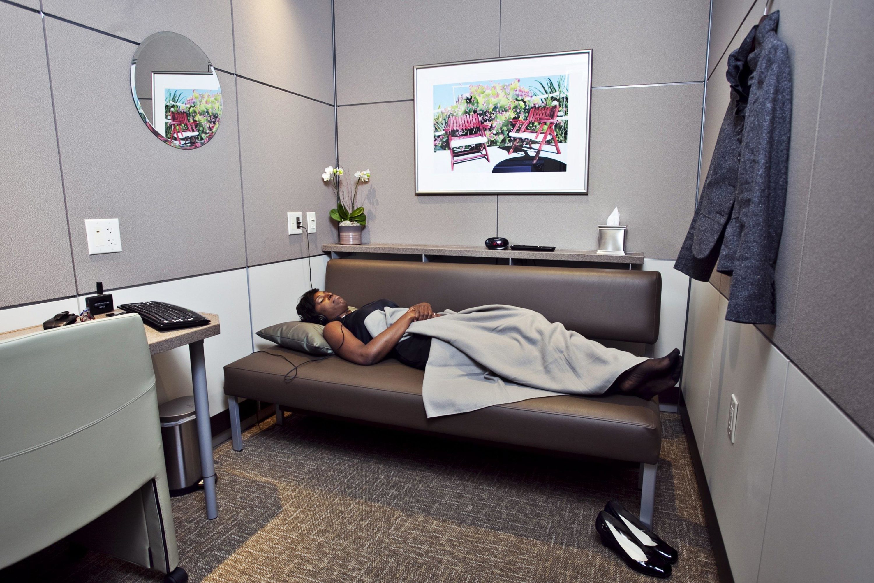 Minute Suites Minute Suites