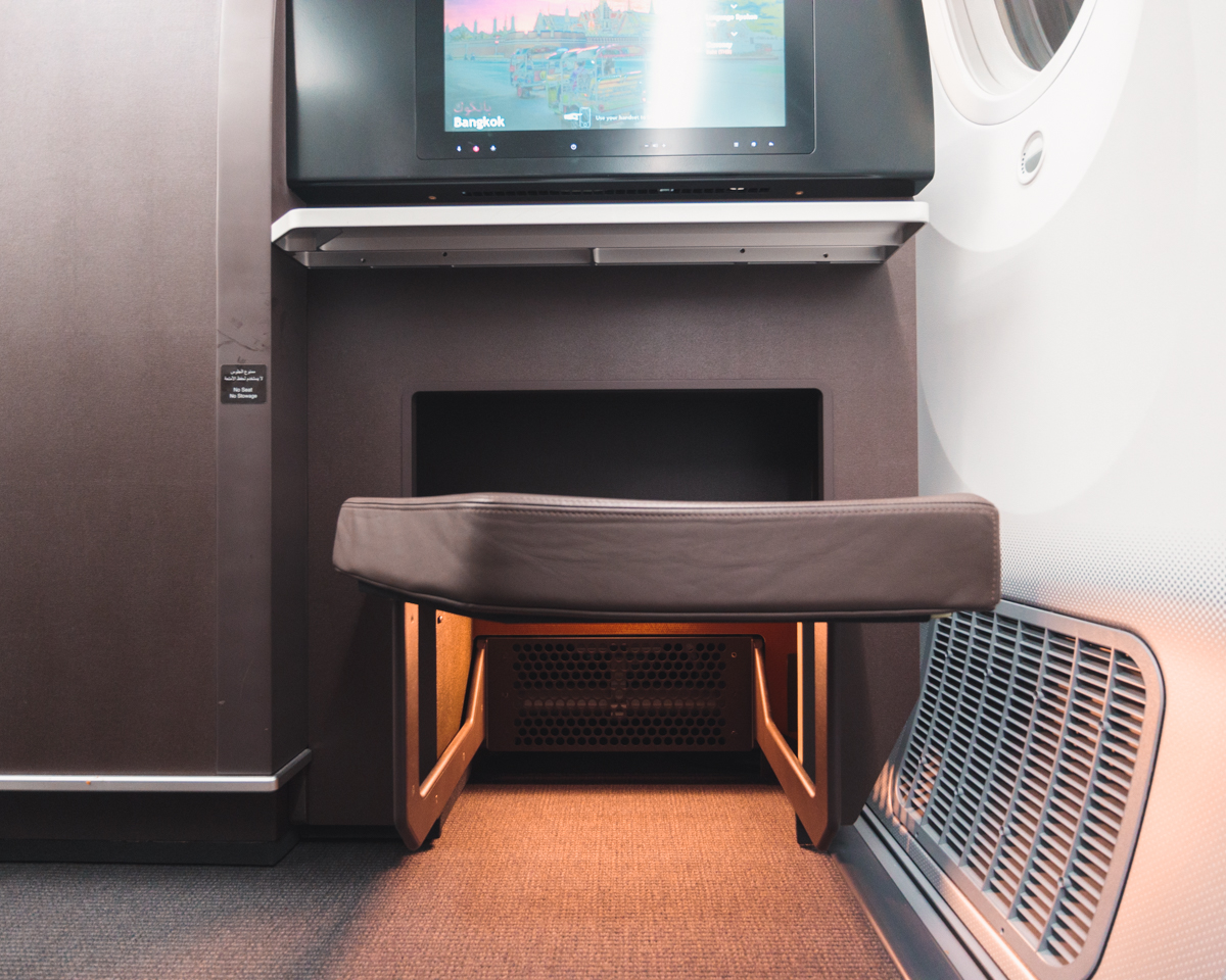 Oman Air Boeing 787-9 Business Class Ottoman