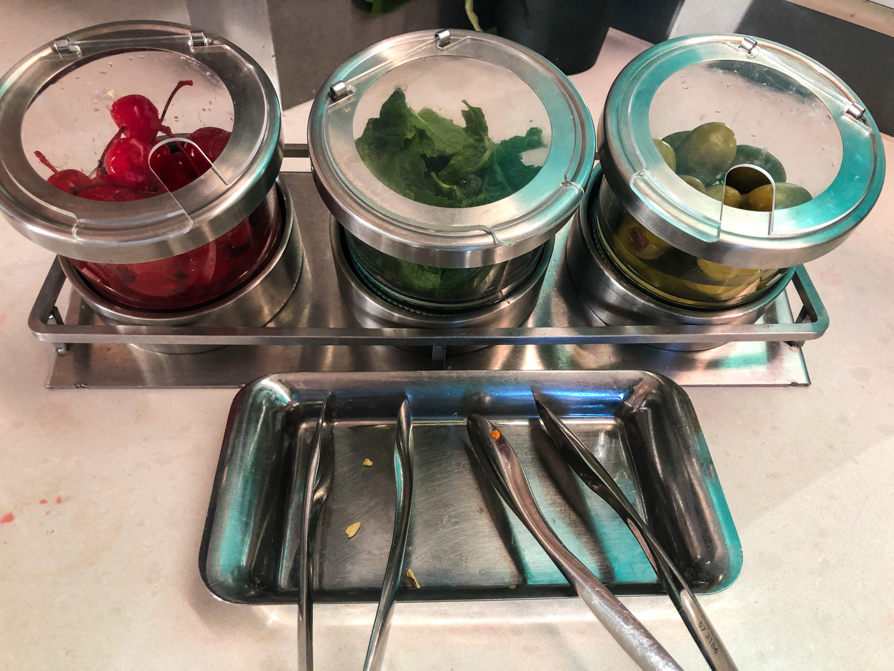 American Airlines Flagship Lounge LAX DIY cocktail bar garnish