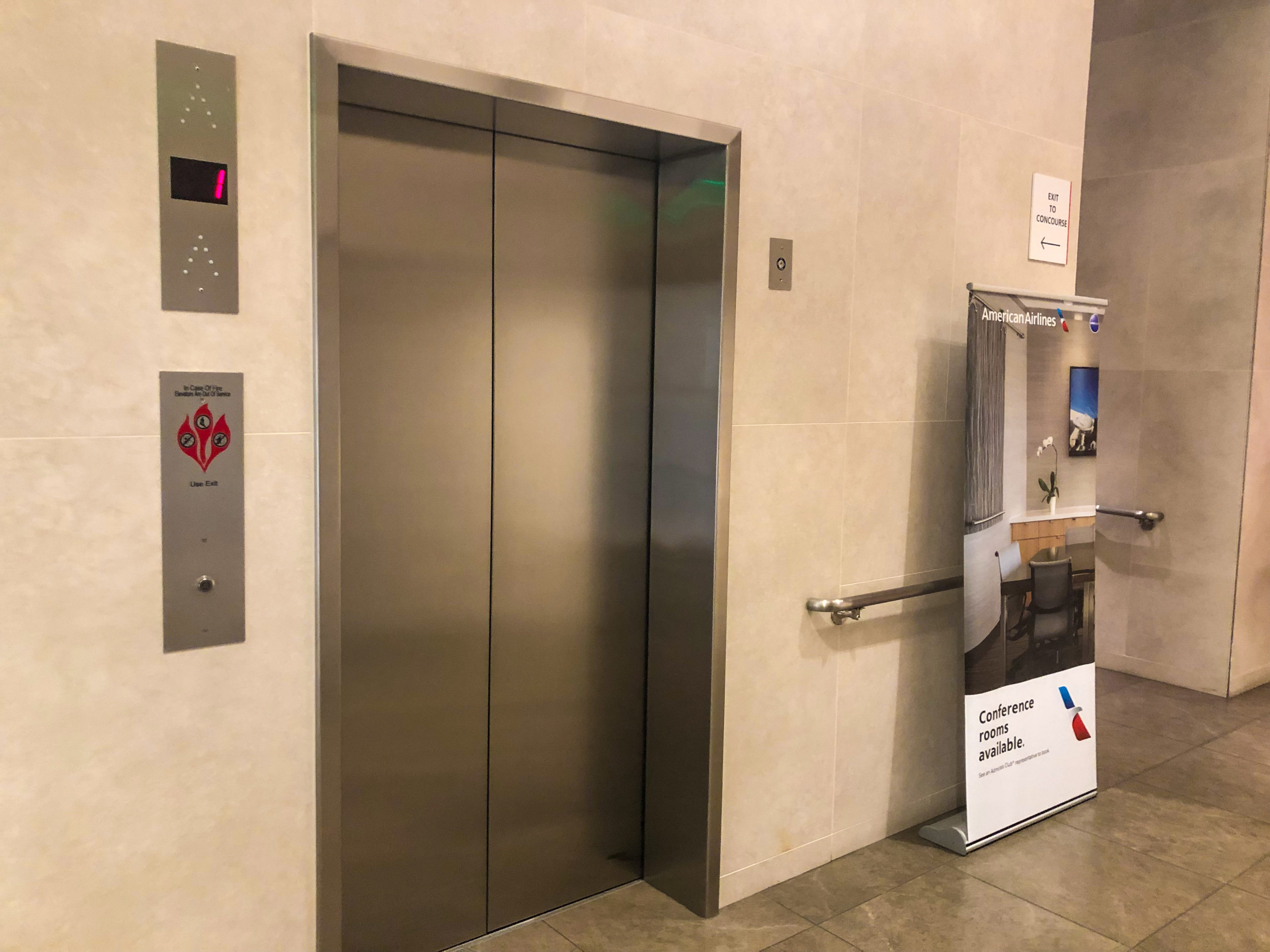 American Airlines Flagship Lounge LAX elevator