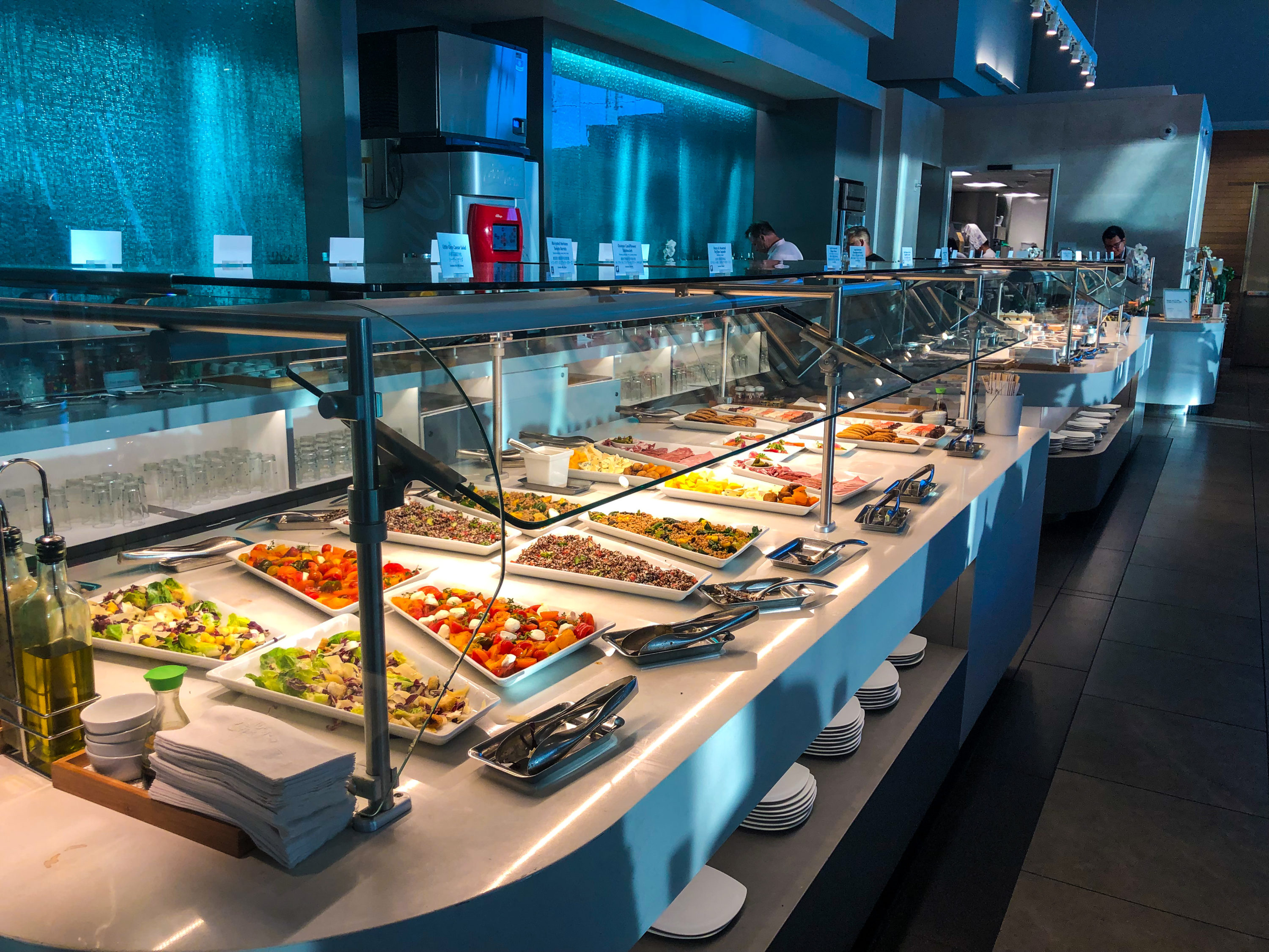 American Airlines Flagship Lounge LAX full self-serve food area