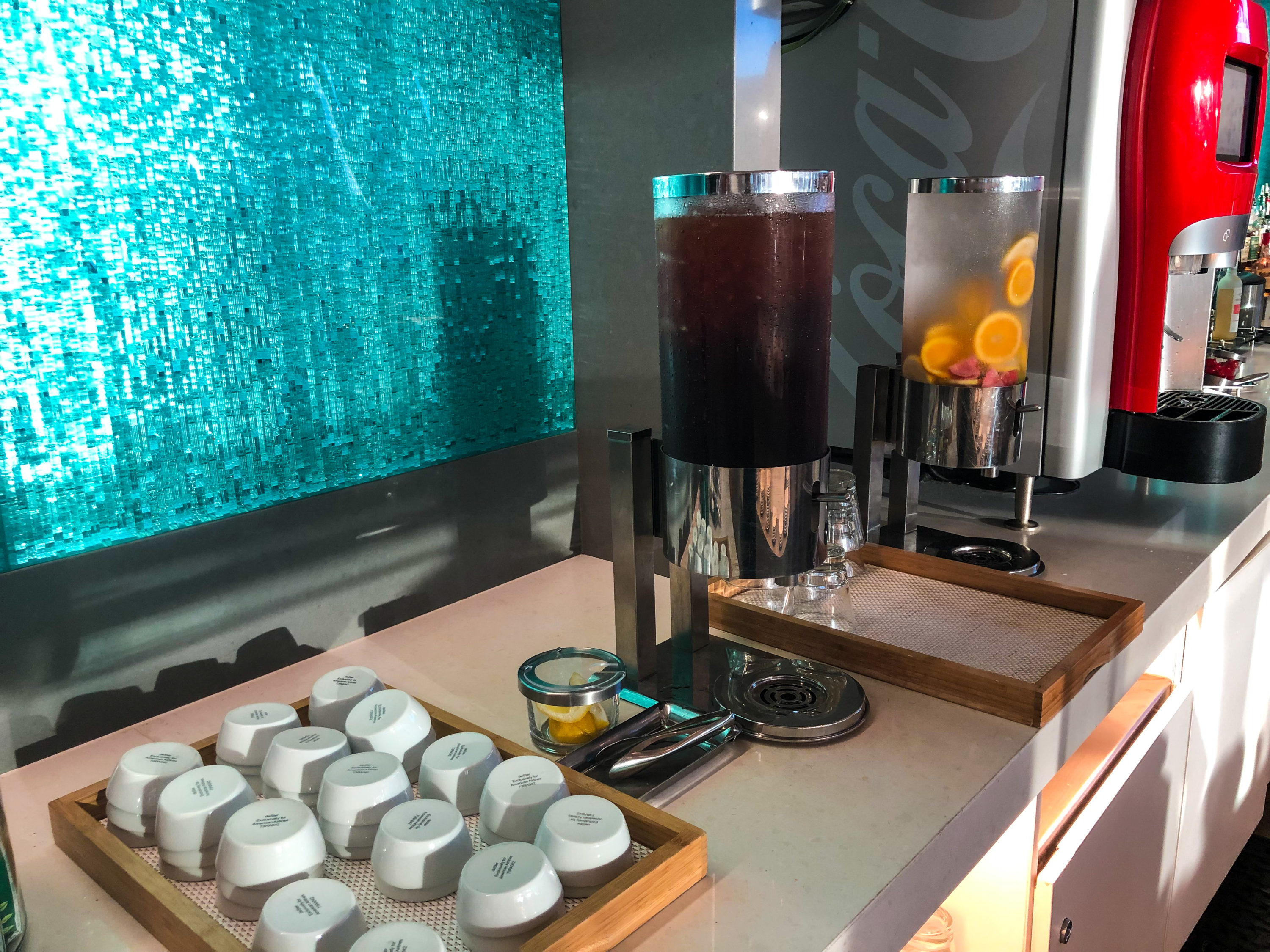 American Airlines Flagship Lounge LAX iced tea and fruit infused water