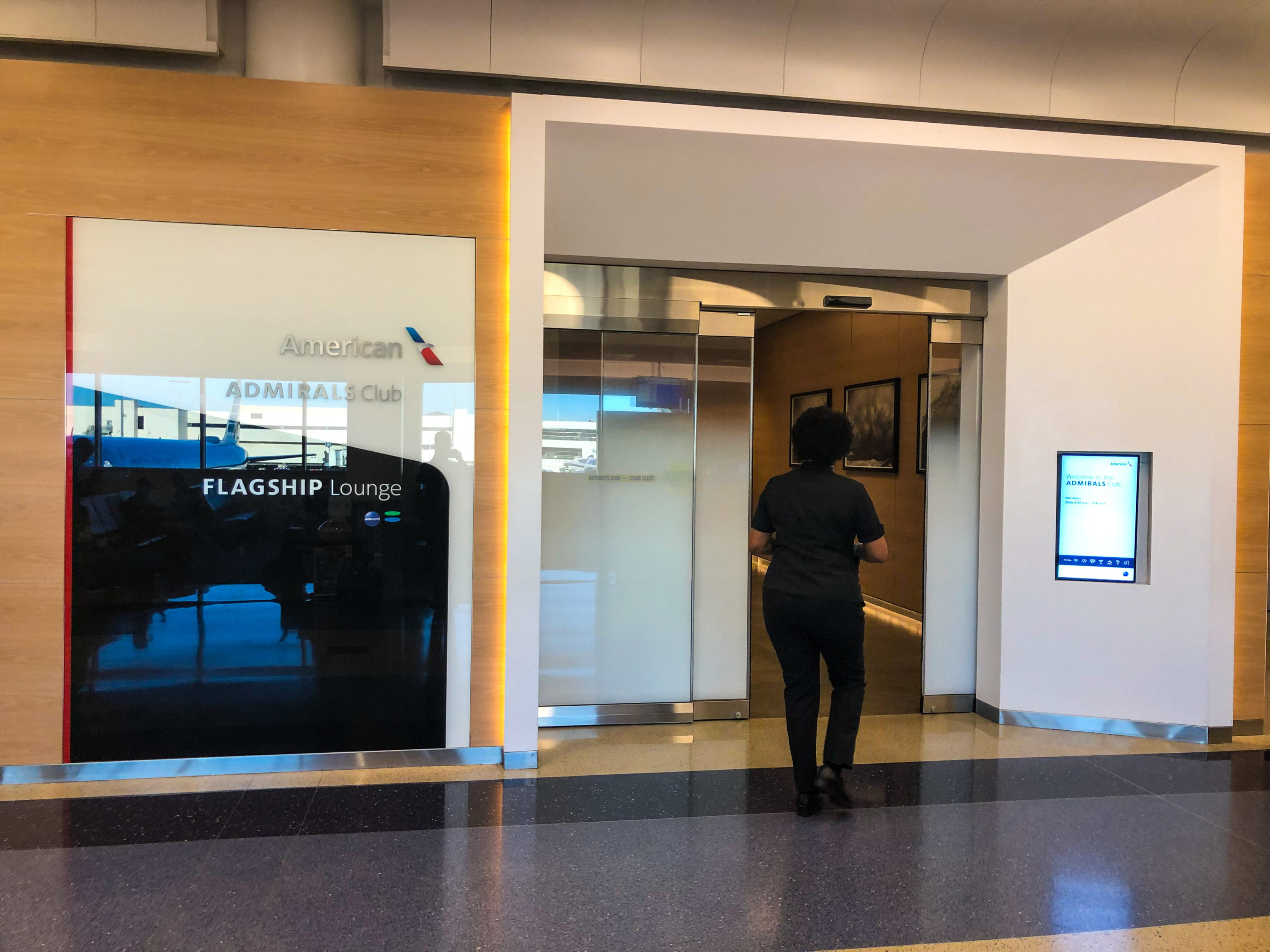 American Airlines Flagship Lounge LAX