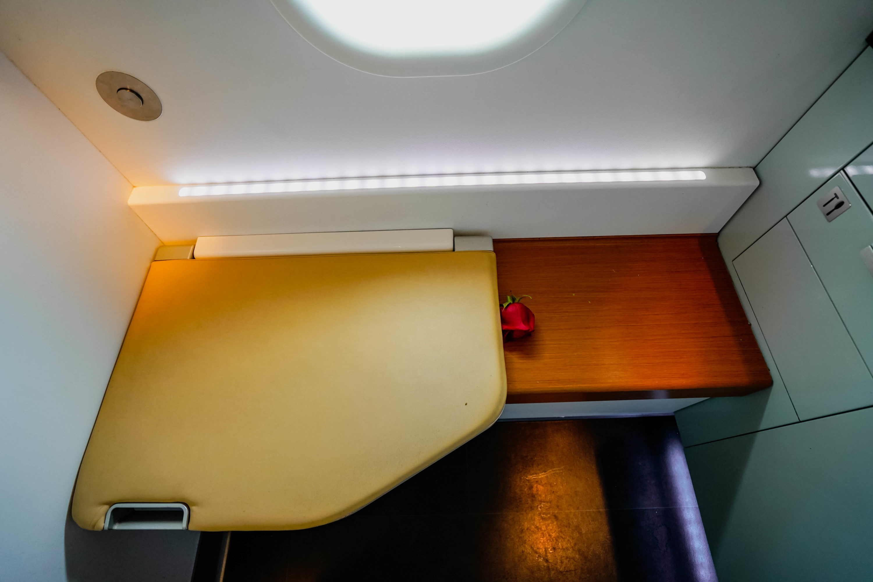 Lufthansa B747-8 First Class Lavatory - Cherag Dubash