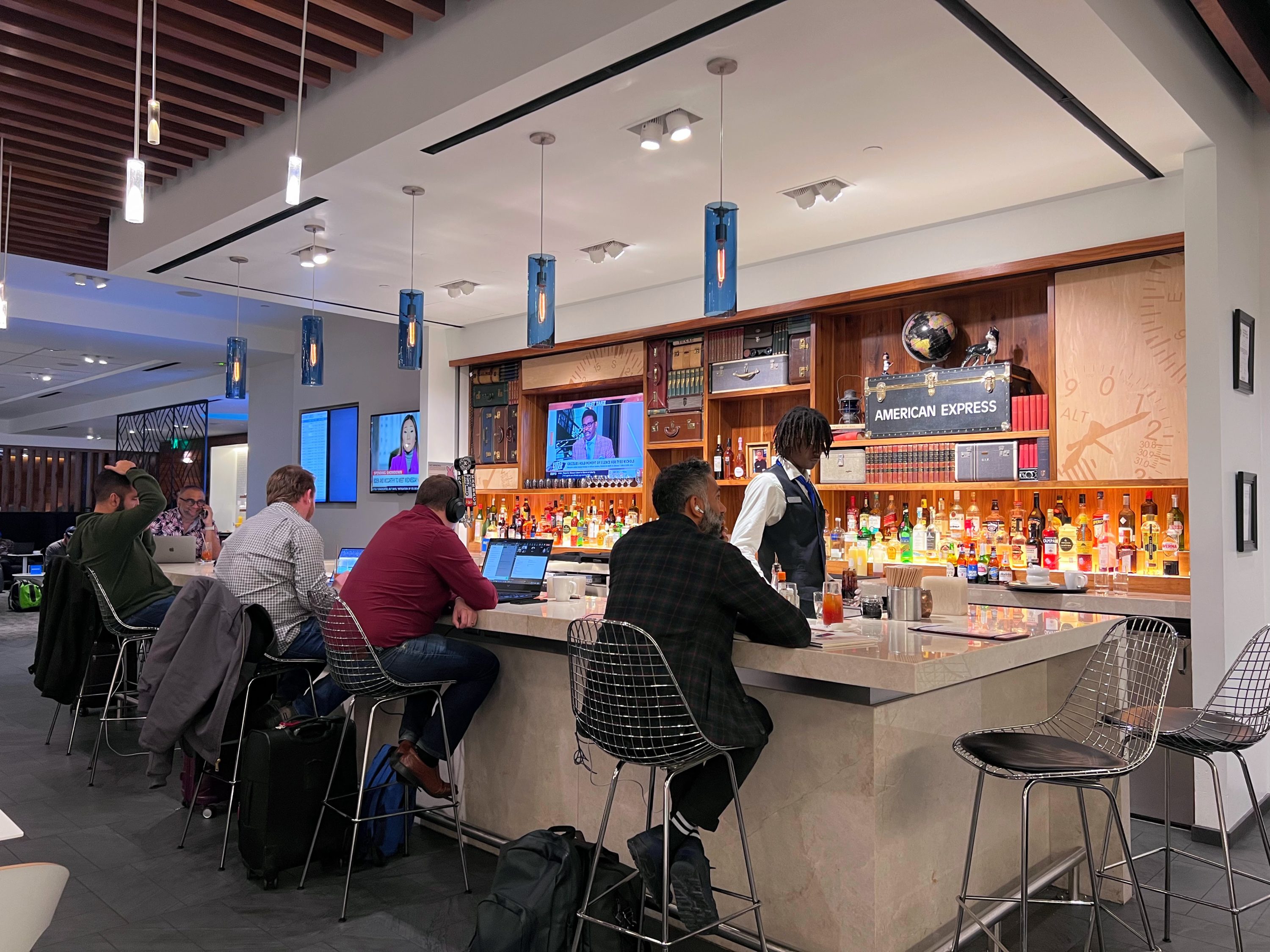 Which Airport Lounges Can I Access With The Amex Platinum Card(s)? [August 2023]