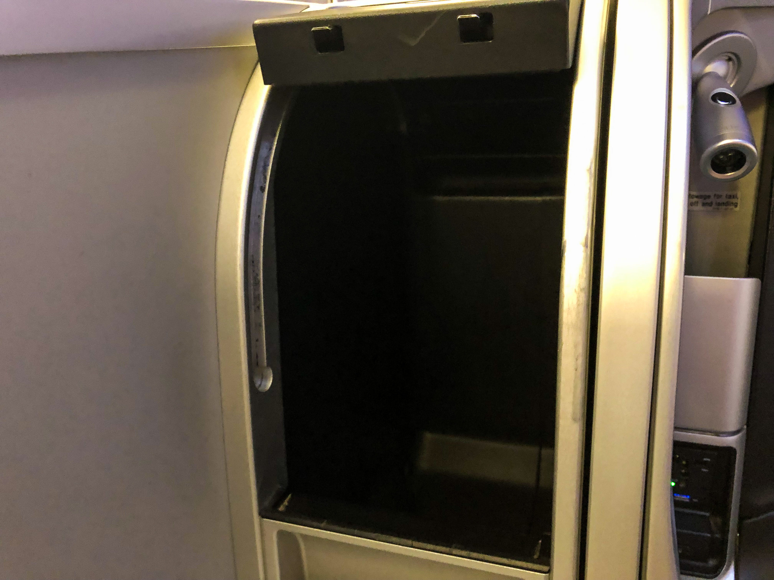 JetBlue Mint A321 right side table storage compartment
