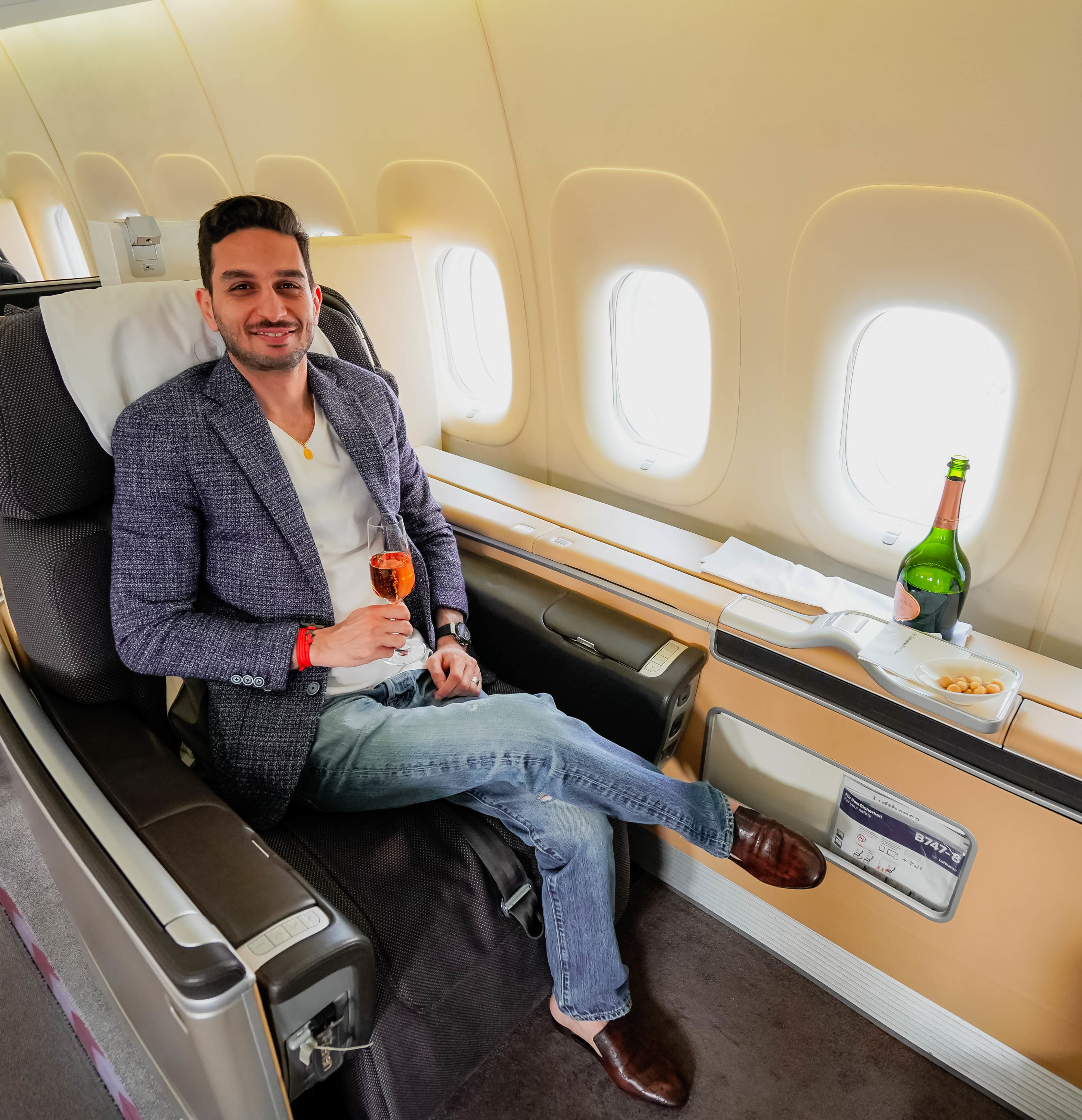 Lufthansa_B747-8_First_Class_Cherag_Dubash Lufthansa B747-8 First Class - Cherag Dubash
