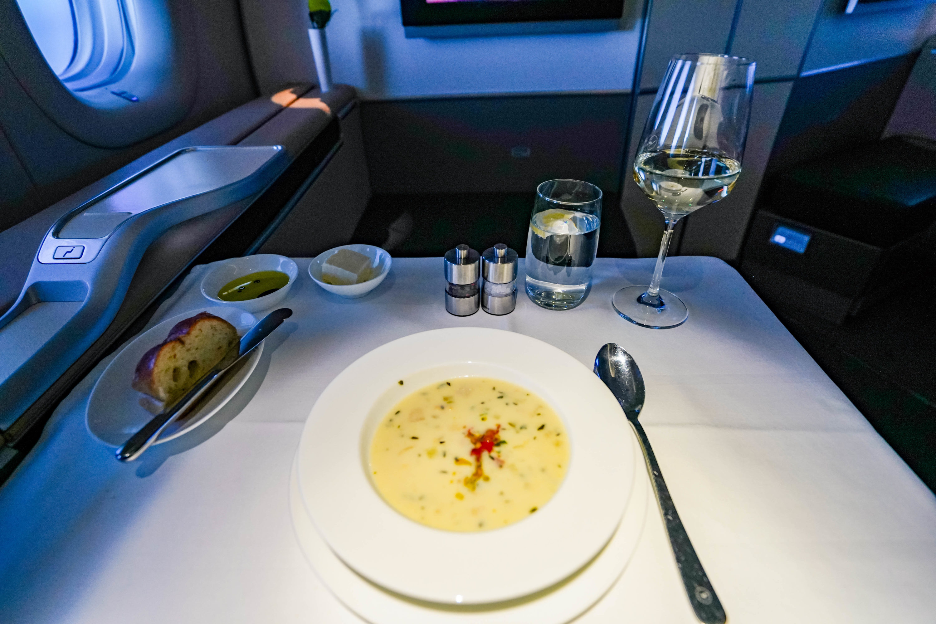Lufthansa B747-8 First Class Clam chowder Cherag Dubash