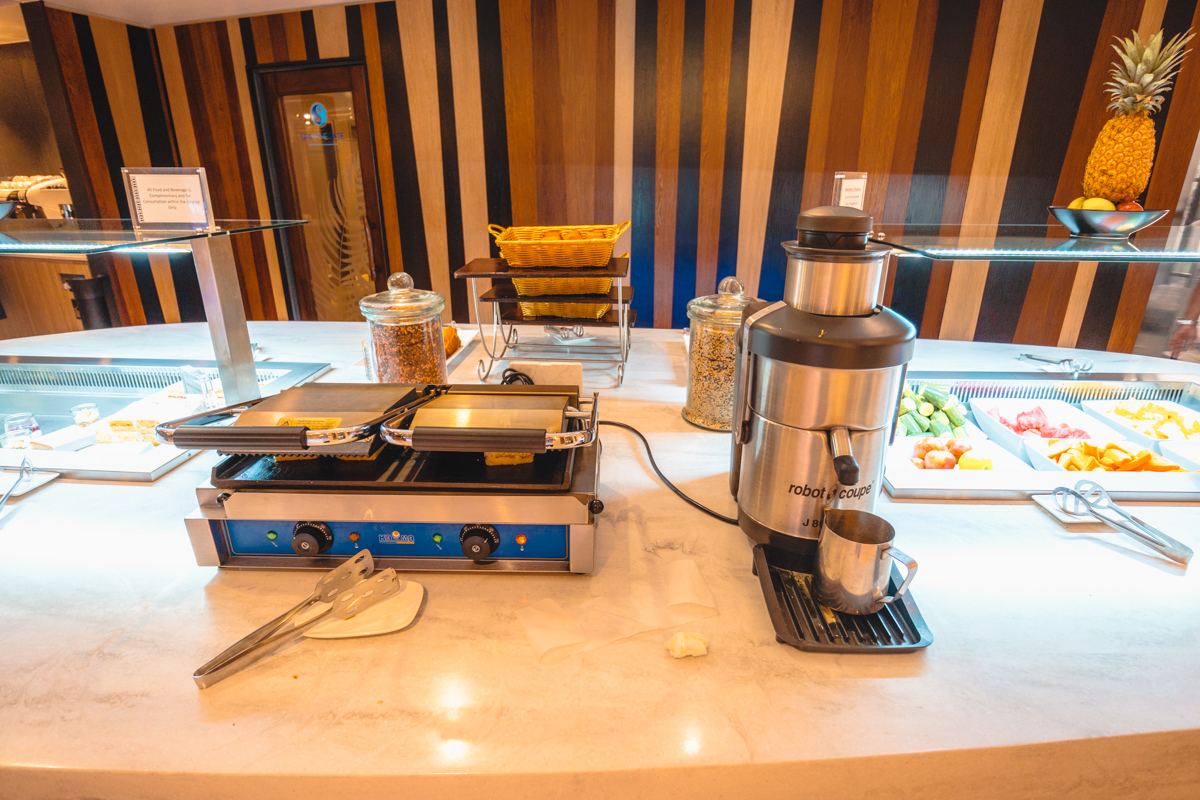 Fiji Airways Premier Lounge Sandwich Press & Juicer