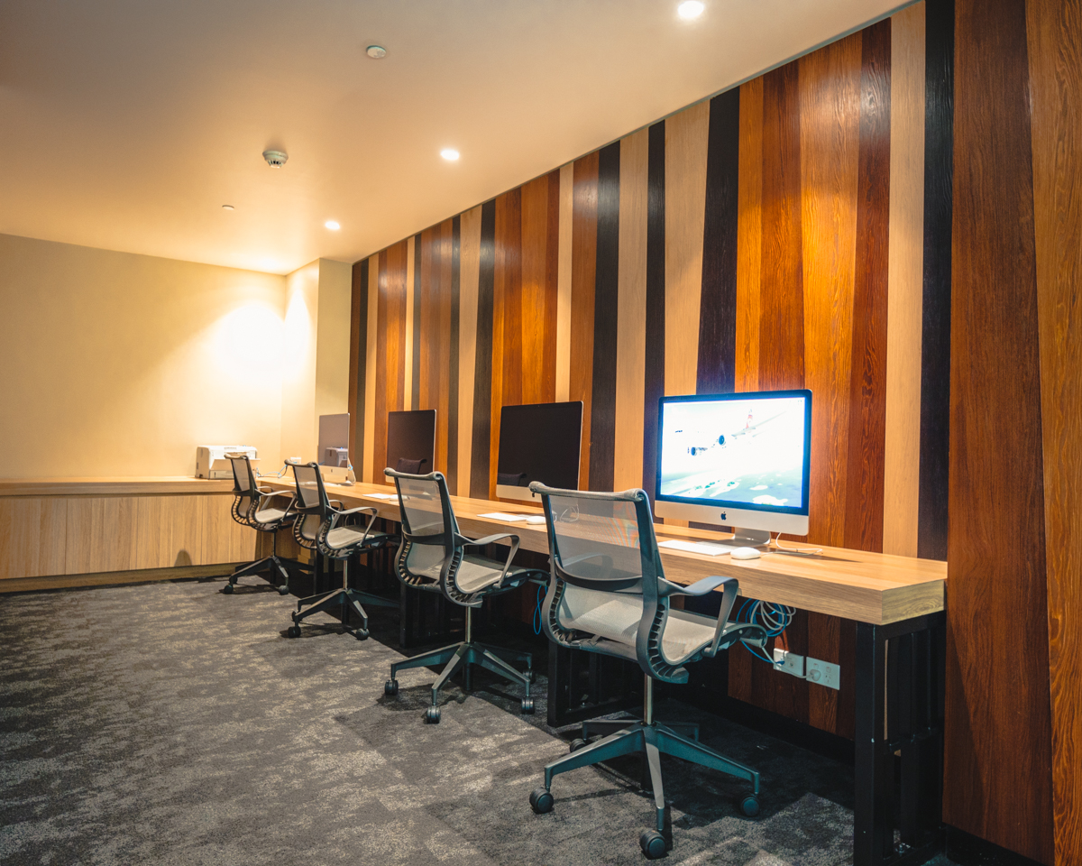 Fiji Airways Premier Lounge Business Center