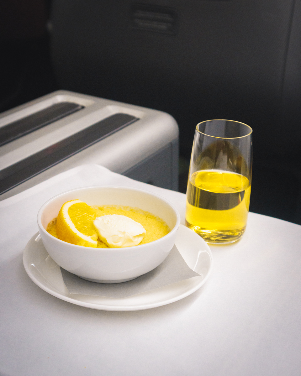Qantas Boeing 747 Business Class Dessert