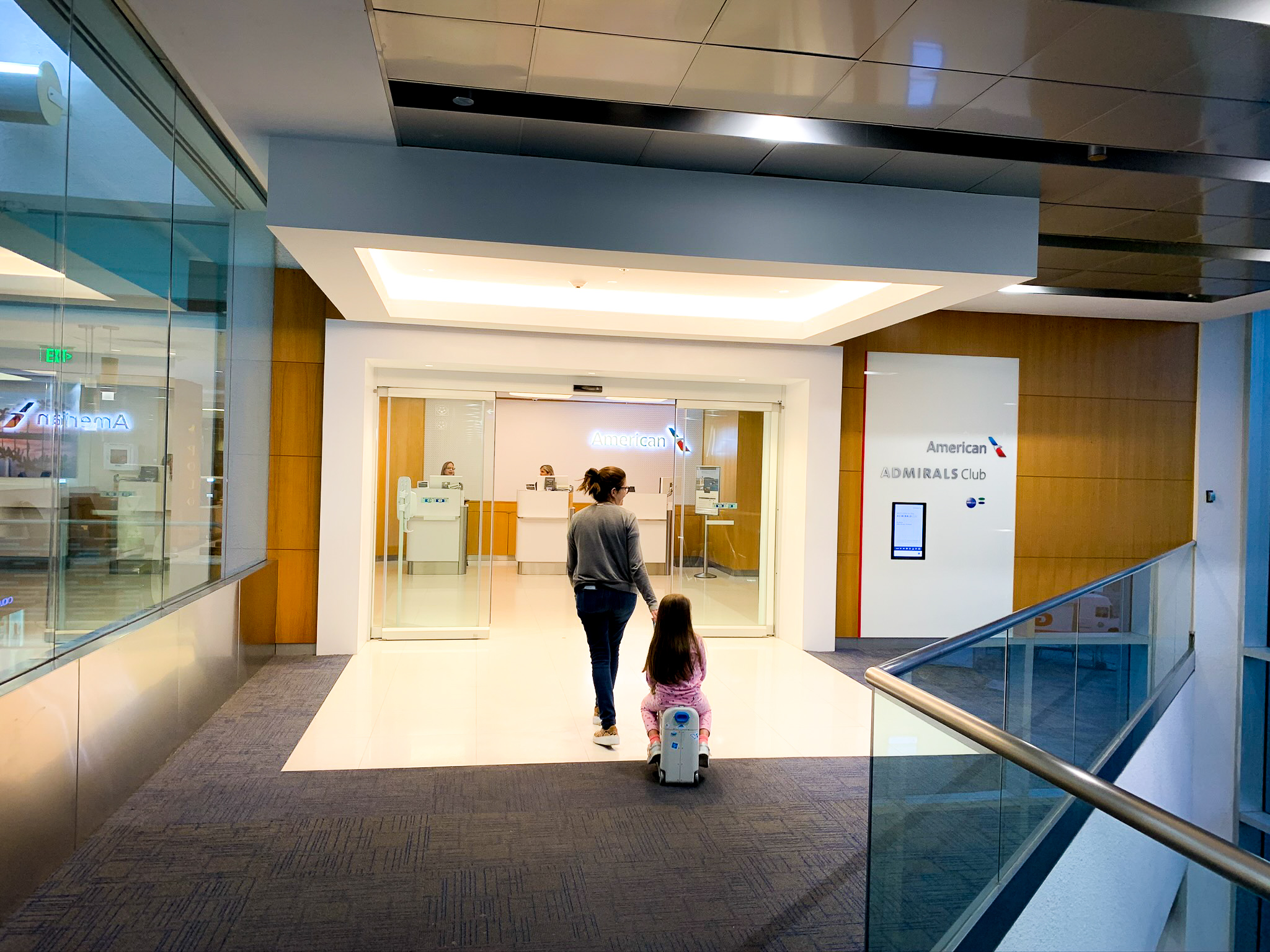 Admirals Club Miami