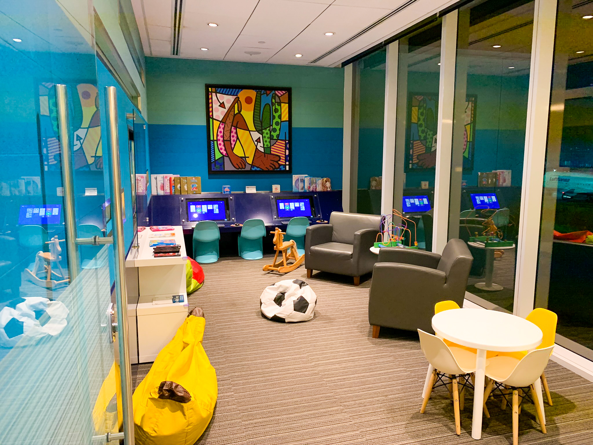 Admirals Club Kids Club in Rio