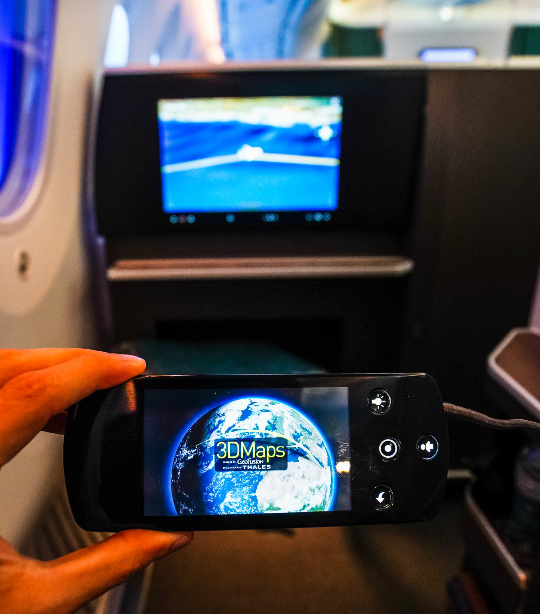Oman Air B787-9 Business Class --- IFE