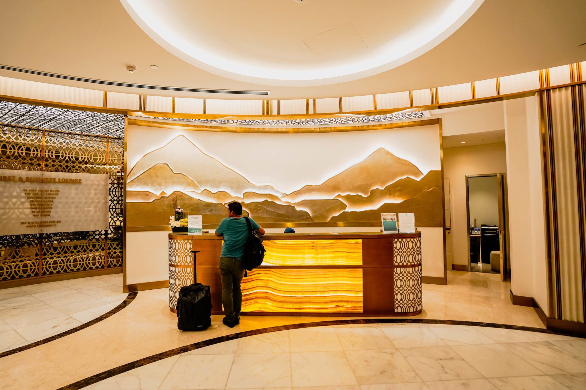 Oman_Air_First_and_Business_Class_lounge_entrance_Cherag_Dubash Oman Air First and Business Class lounge - Cherag Dubash