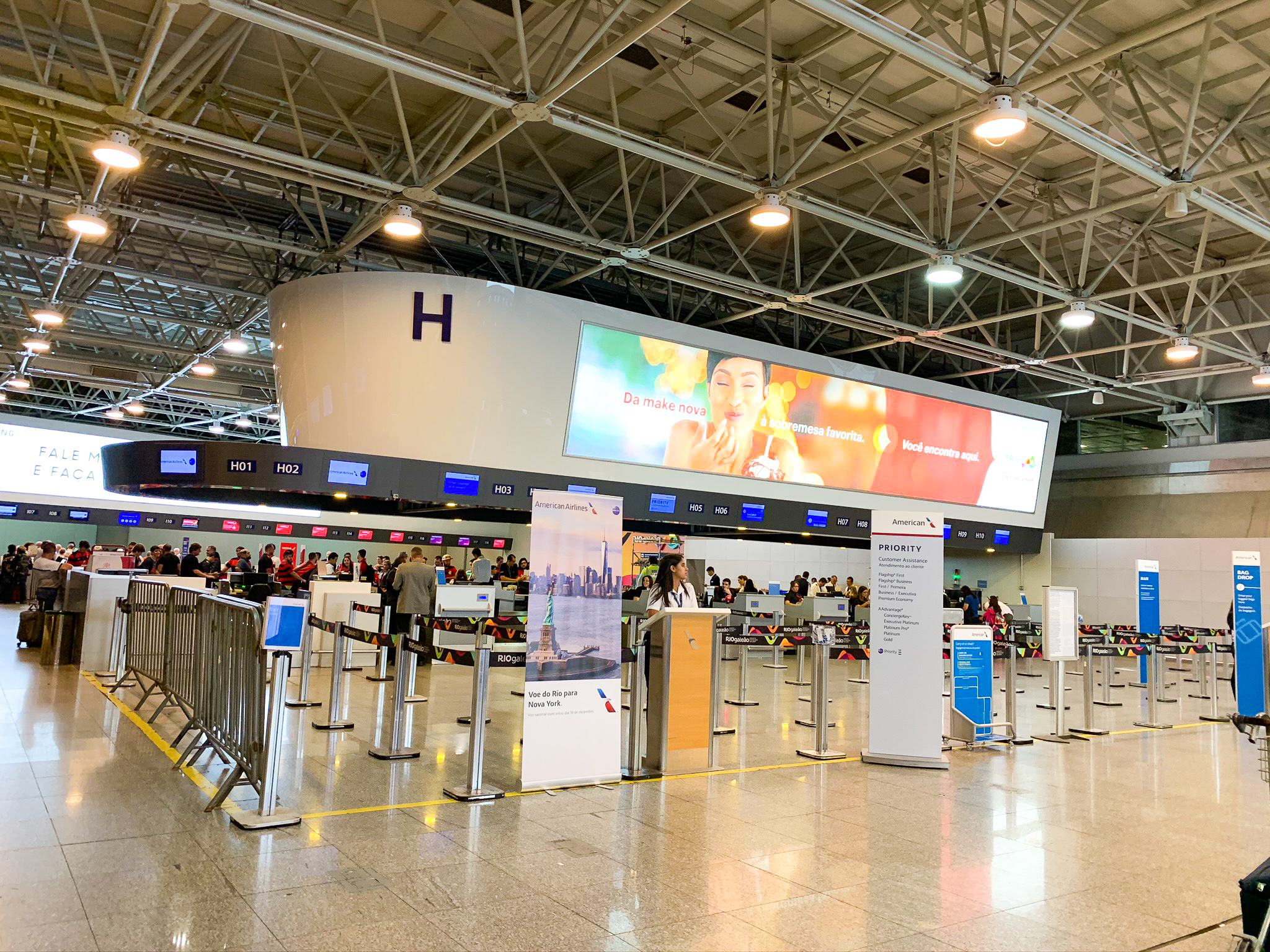 American Airlines Check-In counter in Rio (GIG)