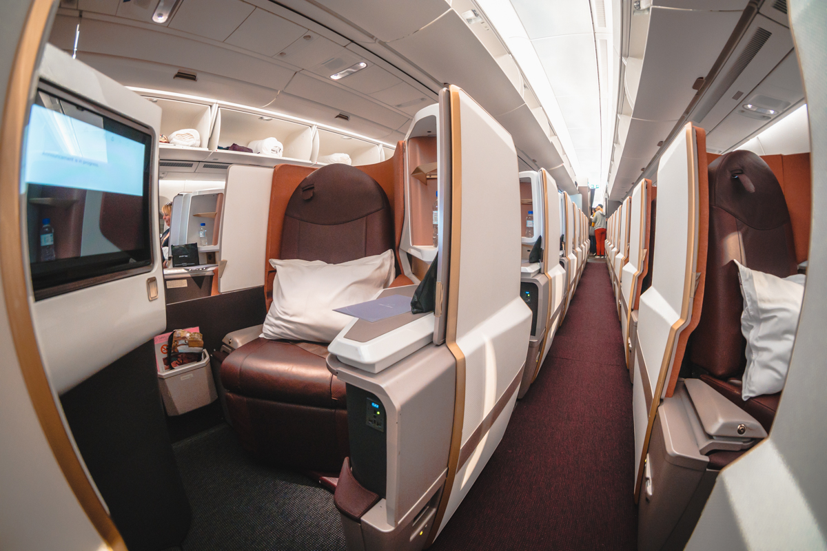 Virgin Atlantic Airbus A350 Upper Class Middle Seat from Aisle Virgin Atlantic Airbus A350 Upper Class Middle Seat from Aisle