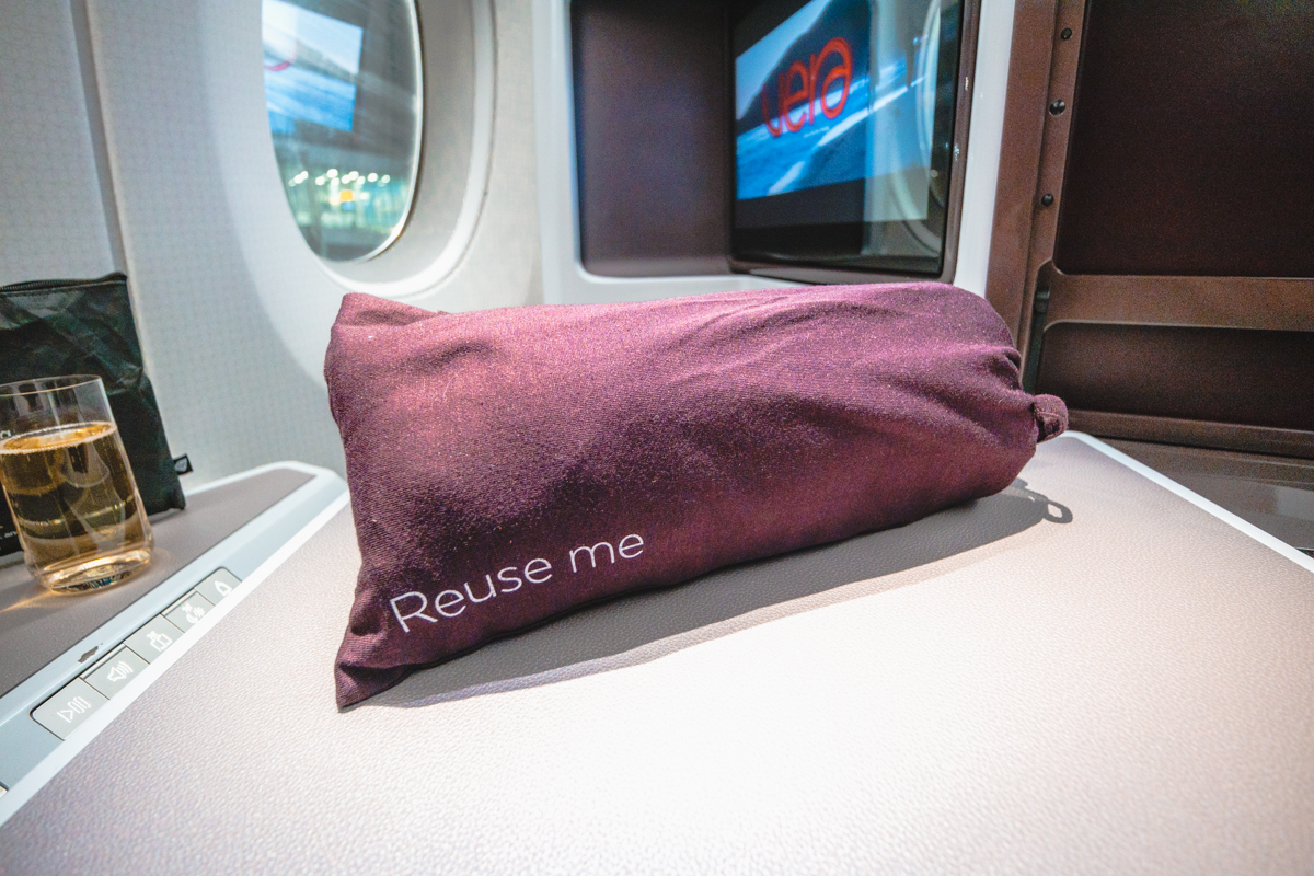 Virgin Atlantic Airbus A350 Upper Class Sleep Suit Virgin Atlantic Airbus A350 Upper Class Sleep Suit