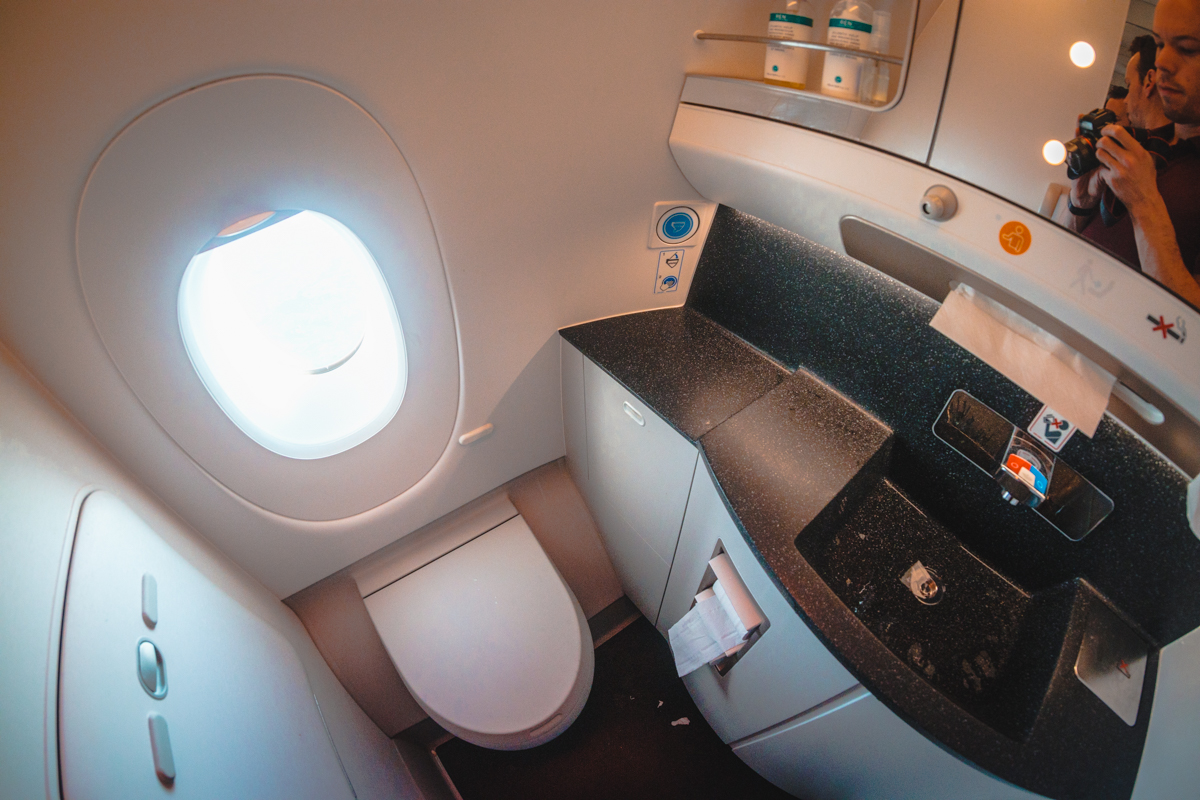 Virgin Atlantic Airbus A350 Upper Class Bathroom with a Window Virgin Atlantic Airbus A350 Upper Class Bathroom with a Window