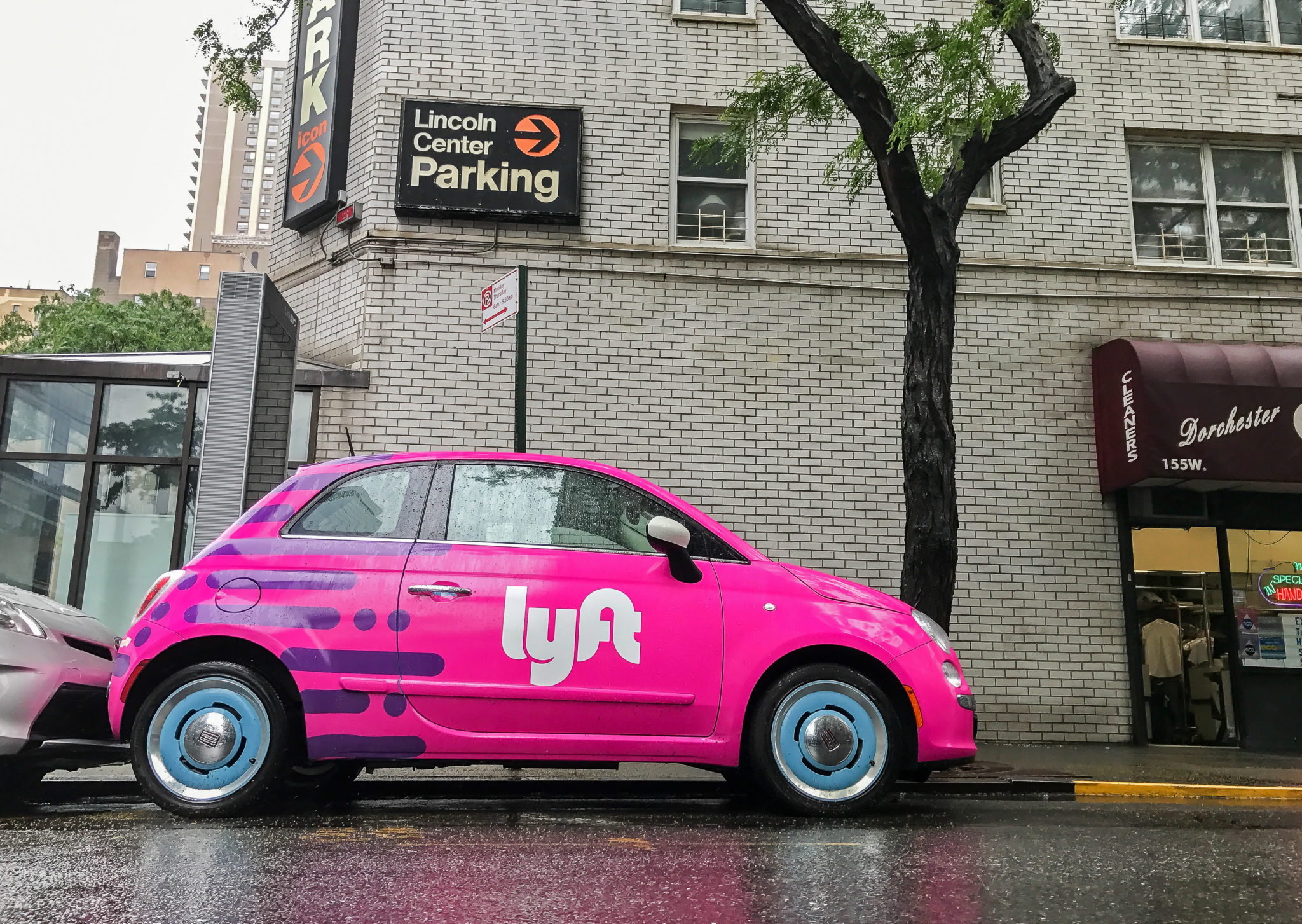 Lyft Branded Fiat 500 in New York City
