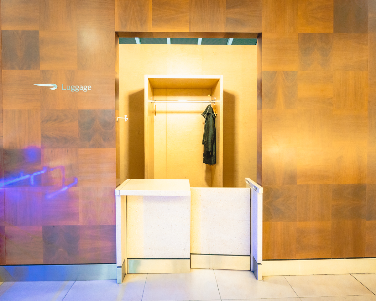 British Airways T5 Galleries Lounge B South Luggage Storage