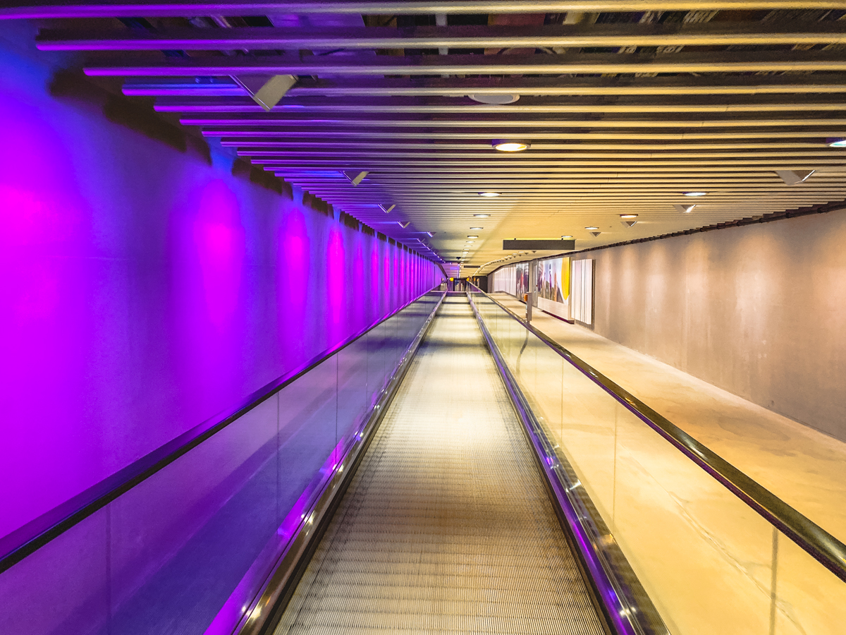 London Heathrow T5 Walkway between B and C Terminals