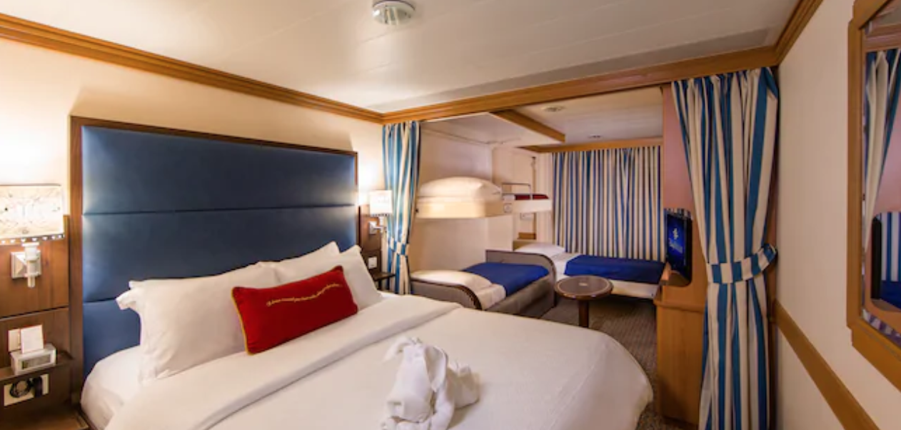 Disney Deluxe Family Oceanview Stateroom with Verandah