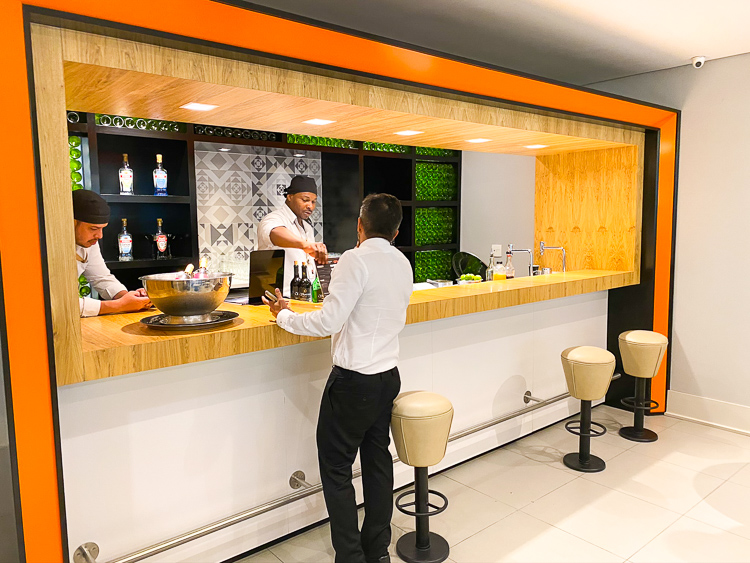 GOL Premium Lounge Bar