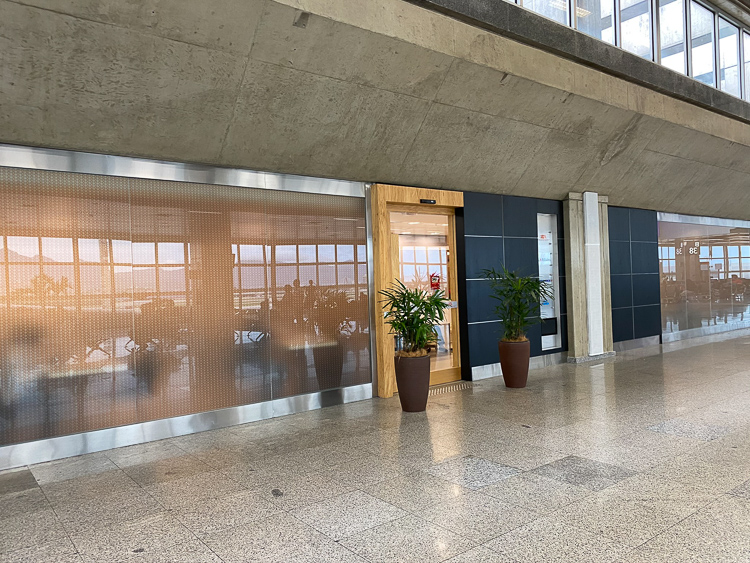 GOL Premium Lounge Entrance