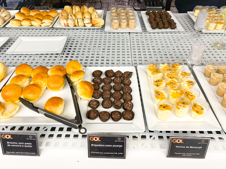 GOL Premium Lounge Snacks