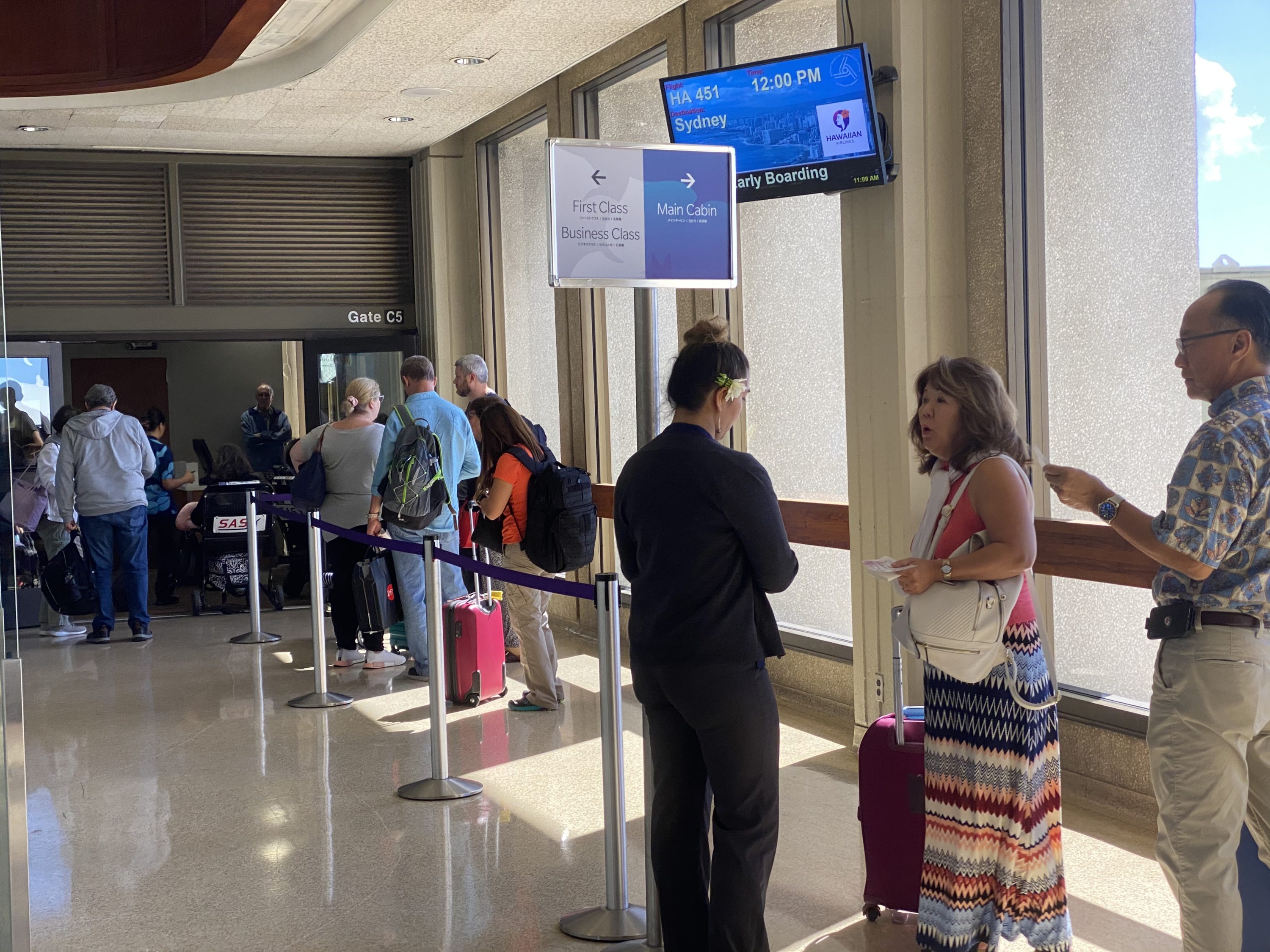 Hawaiian Airlines Honolulu to Sydney Boarding