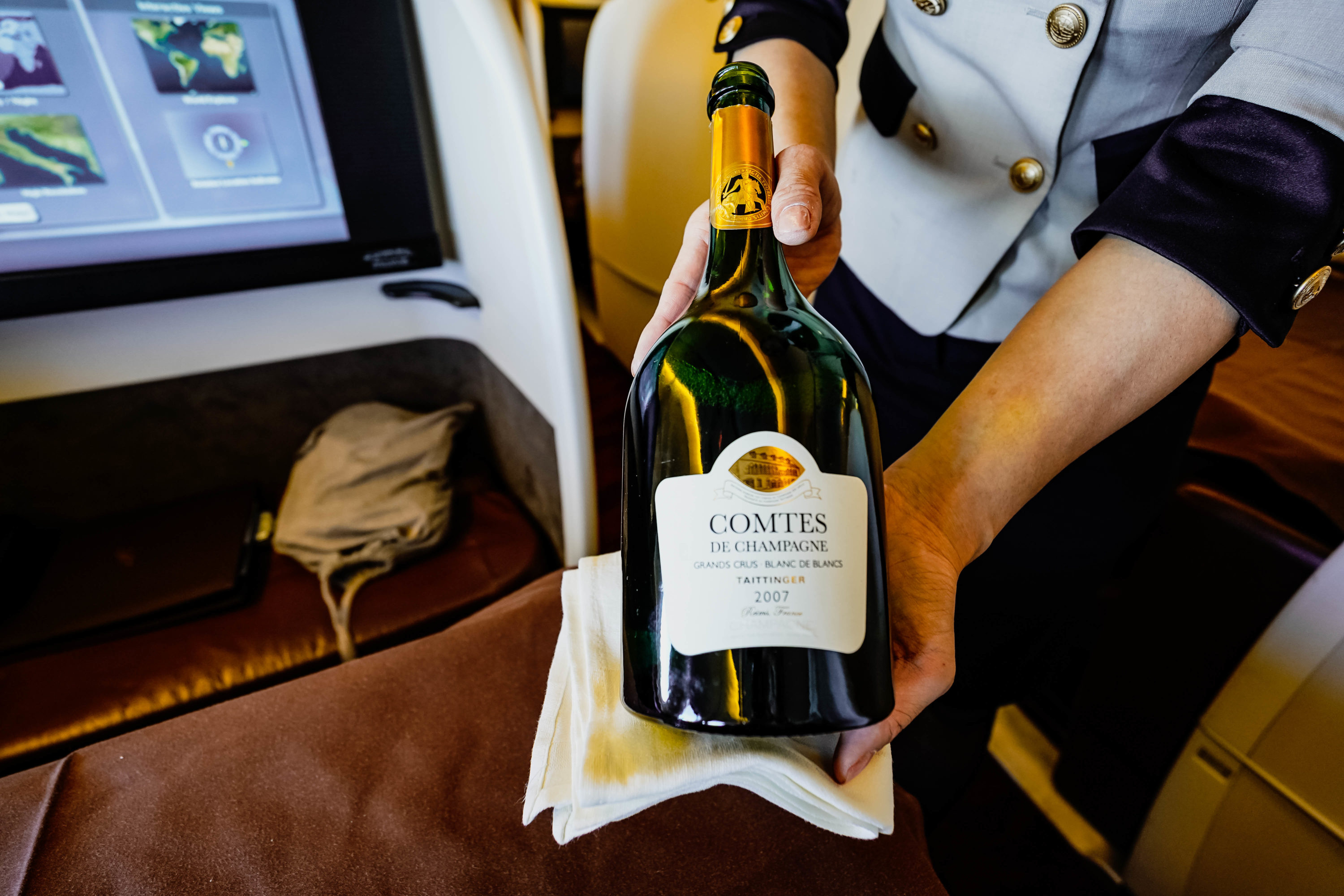 Japan Airlines Boeing 777 300ER First Class Comtes de Champagne Grands Crus Blanc des Blancs 2007