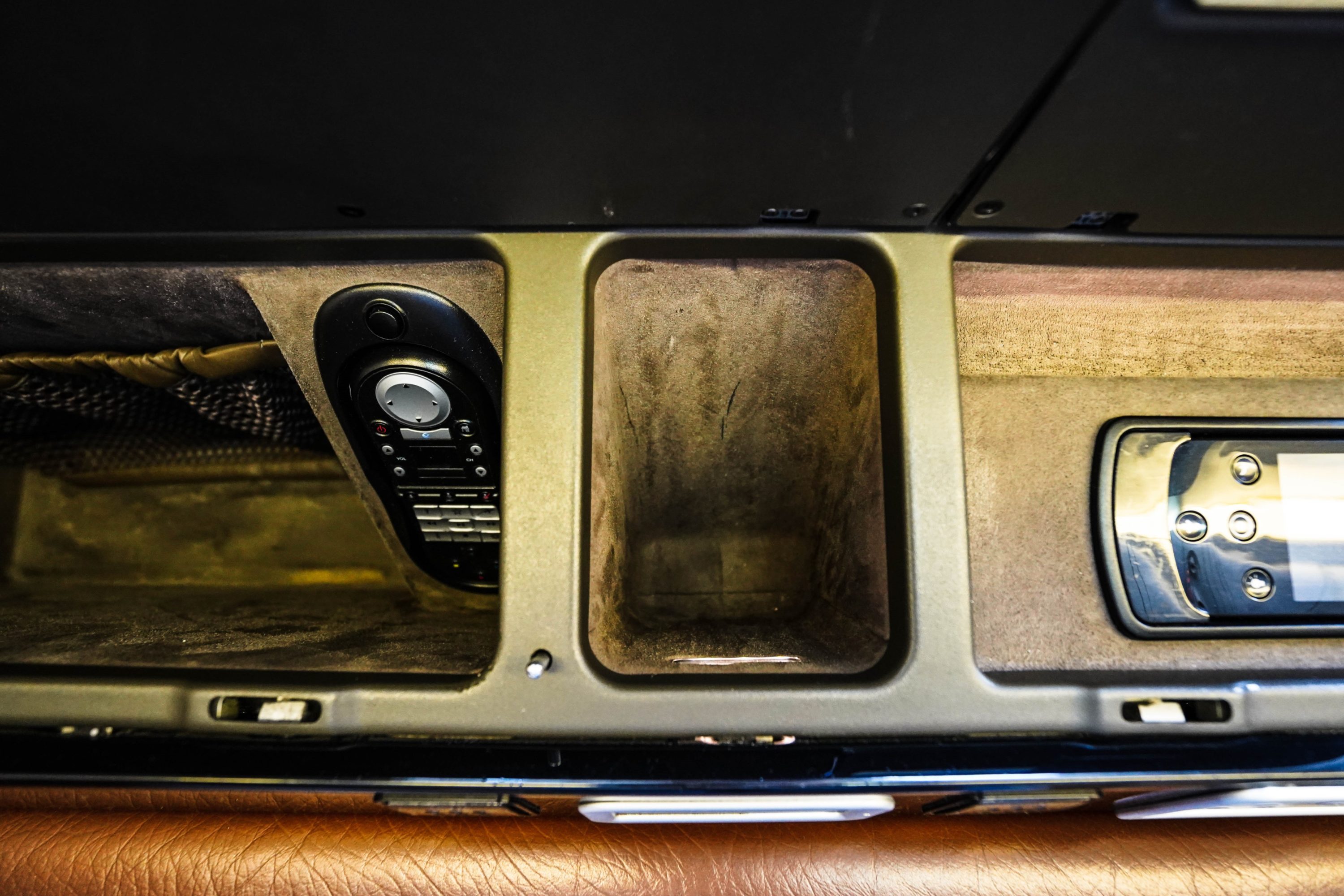 Japan Airlines Boeing 777 300ER First Class Storage compartment