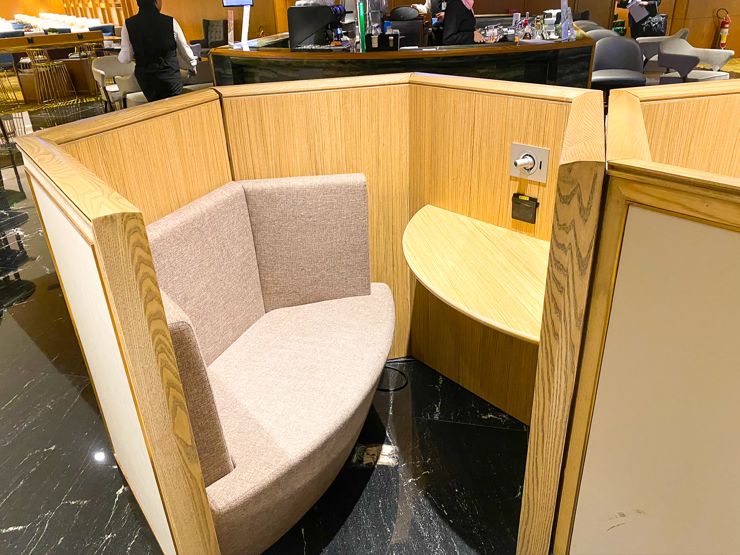 Plaza Premium Lounge Rio Work Pods