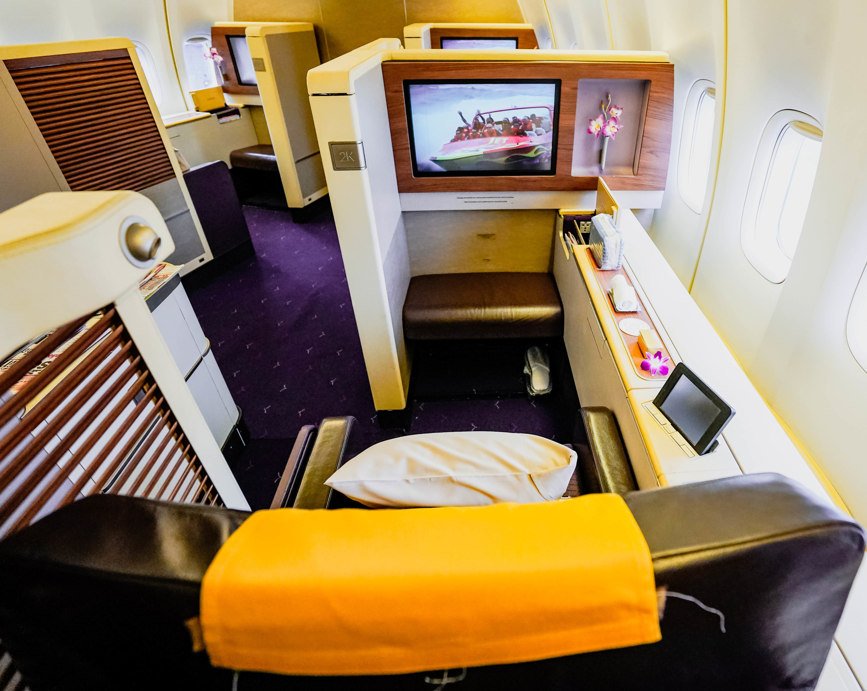 Thai Airways Boeing 747 400 First Class Suite 2K