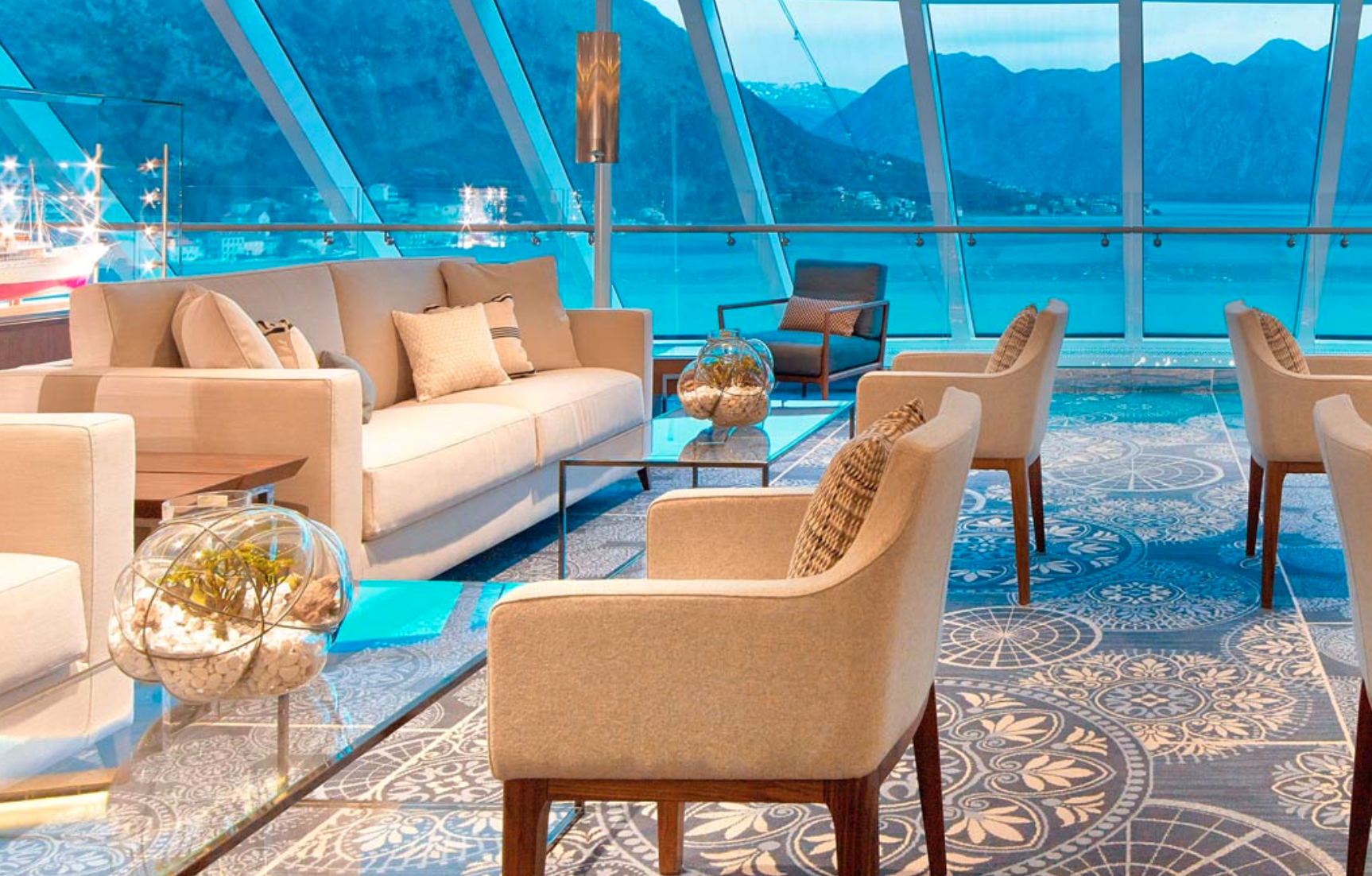 Viking Cruises Explorers Lounge