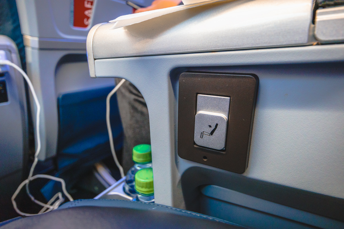 Delta Airbus A220 First Class Backrest Adjustment