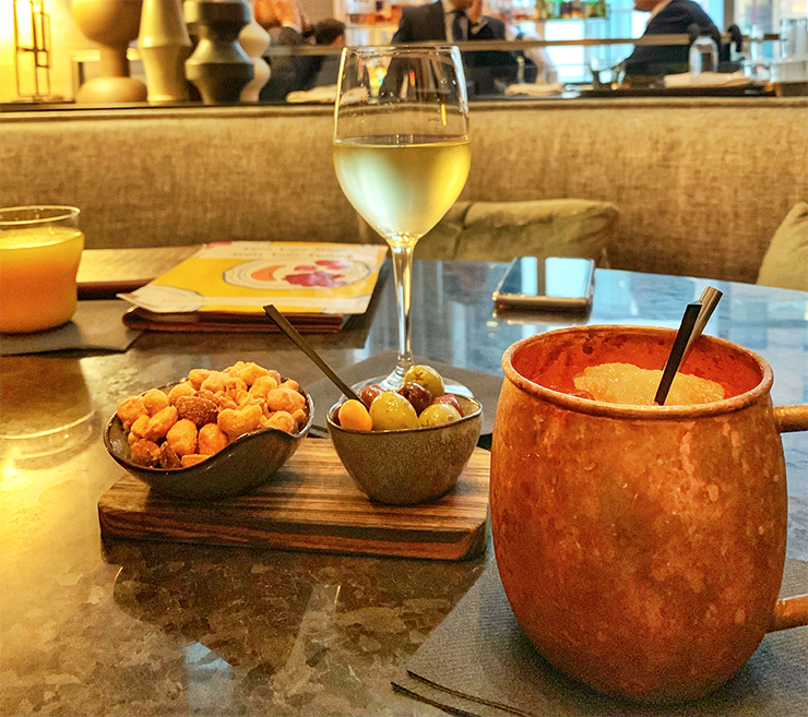 Park Hyatt New York Living Room Bar