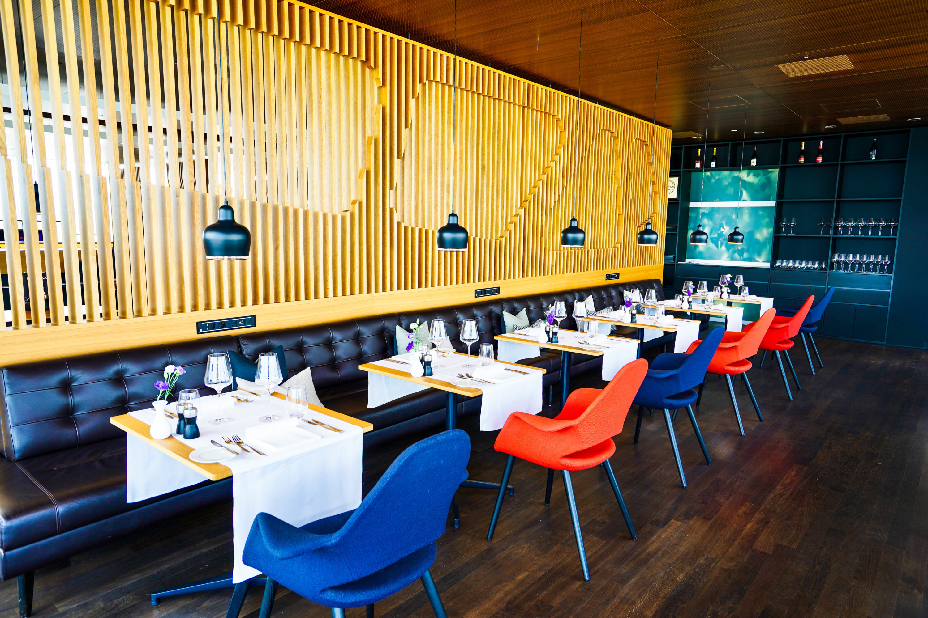 SWISS First Class Lounge Dining area
