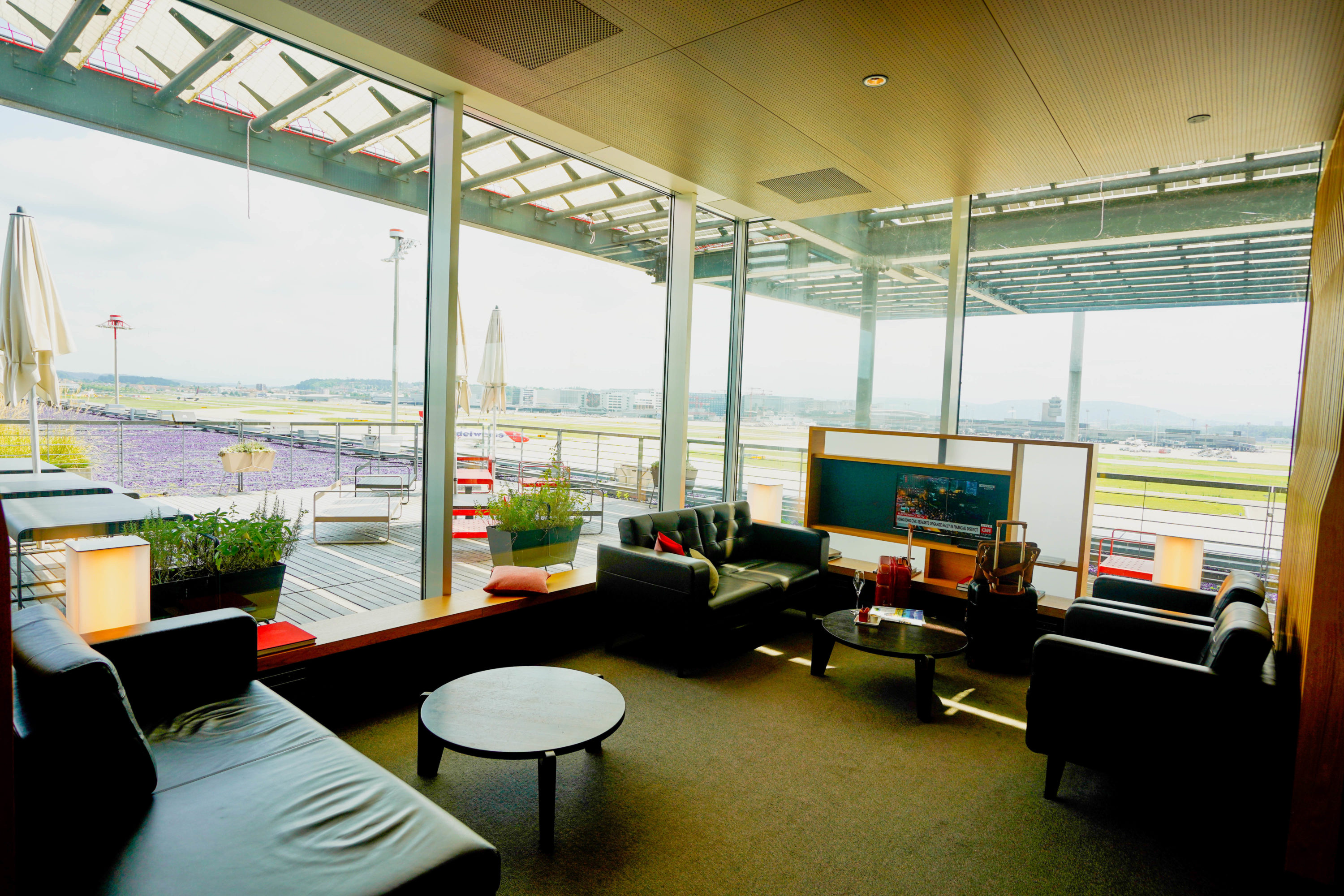 SWISS First Class Lounge Seating area